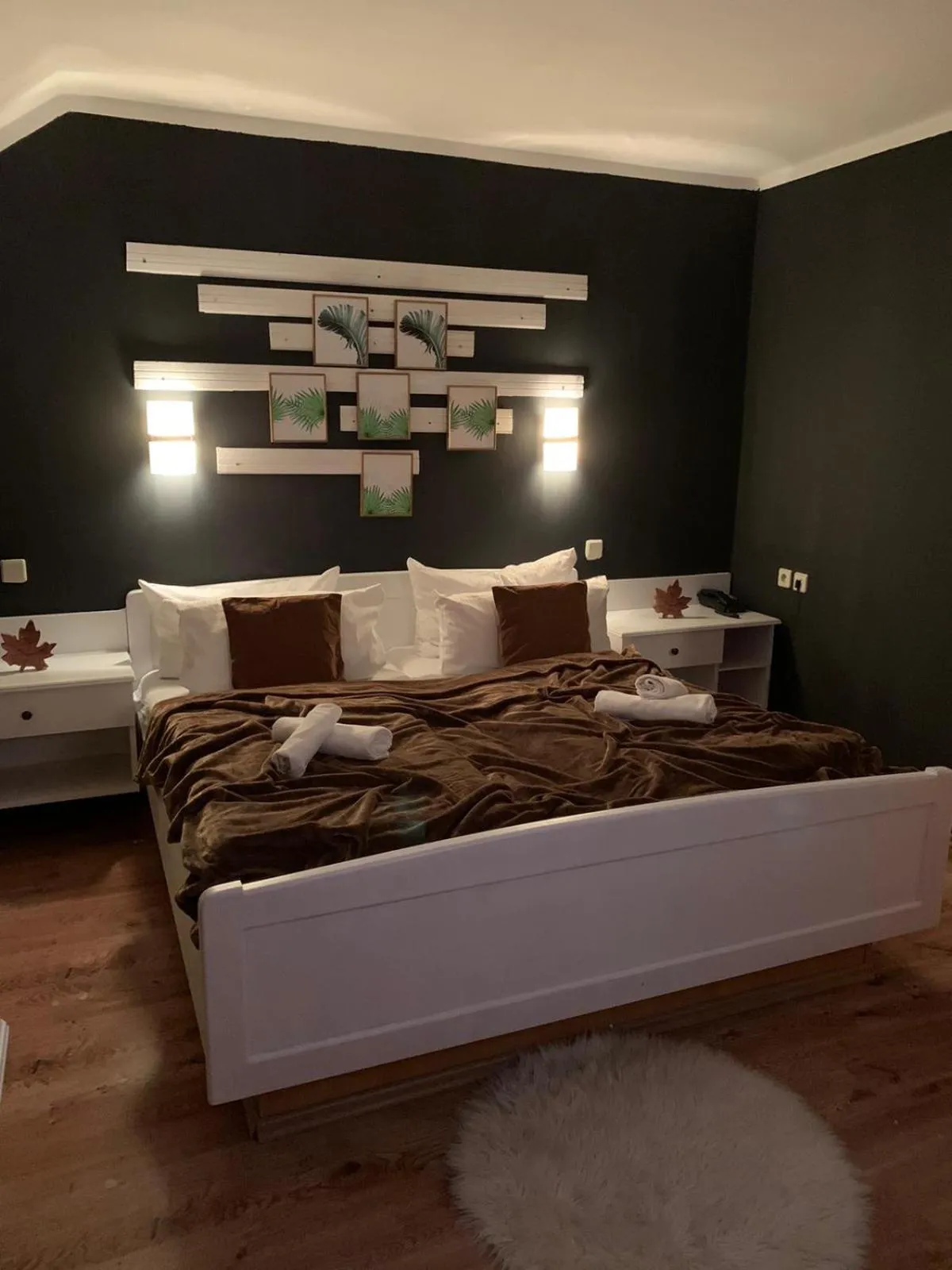 Bedroom, Bed in Berghotel Drei Brüder Höhe