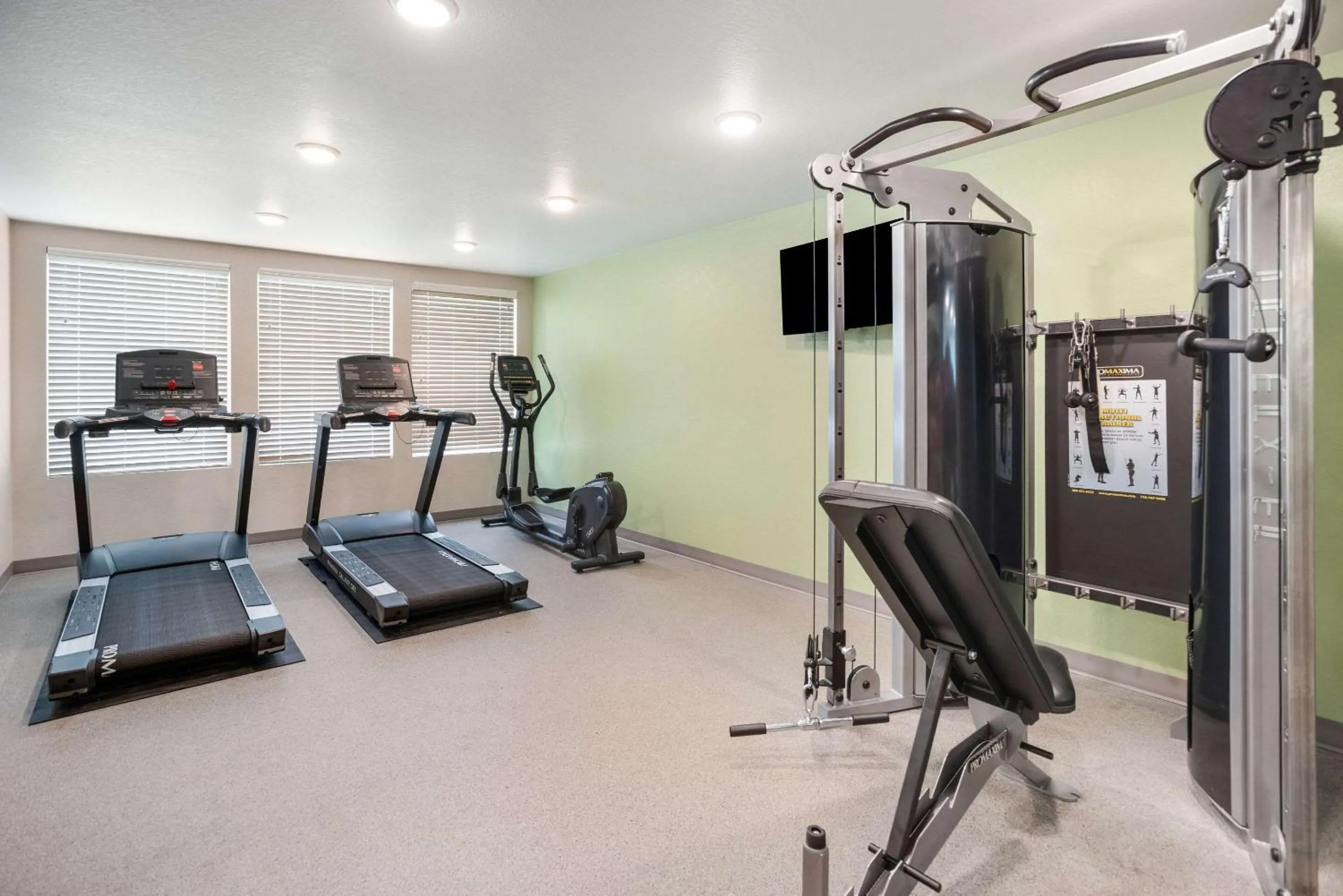 Fitness centre/facilities in WoodSpring Suites Sulphur - Lake Charles