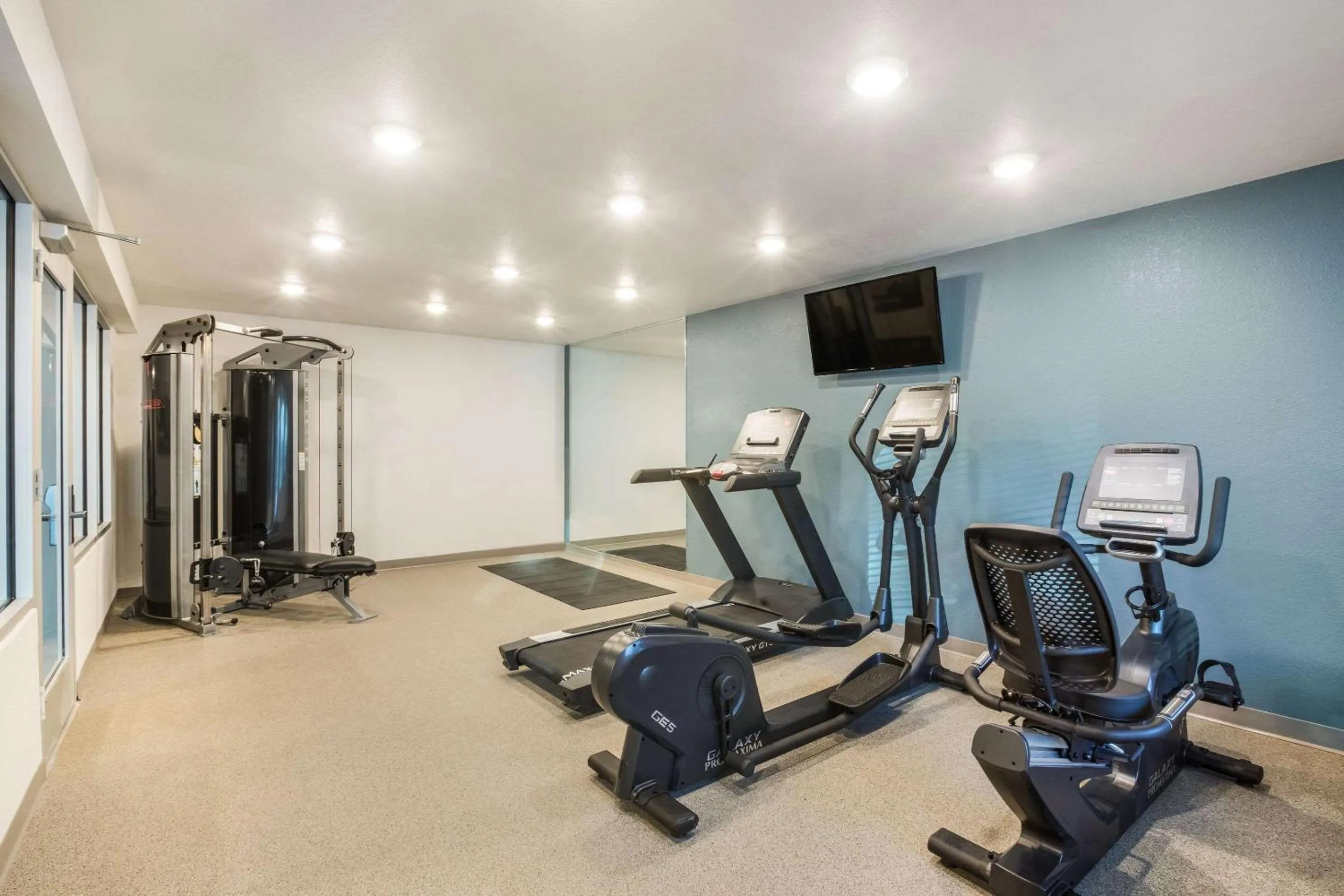 Fitness centre/facilities in WoodSpring Suites Atlanta Newnan