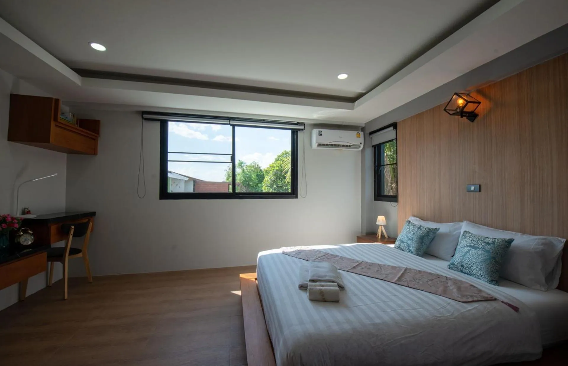 Bedroom, Bed in Areya Villa
