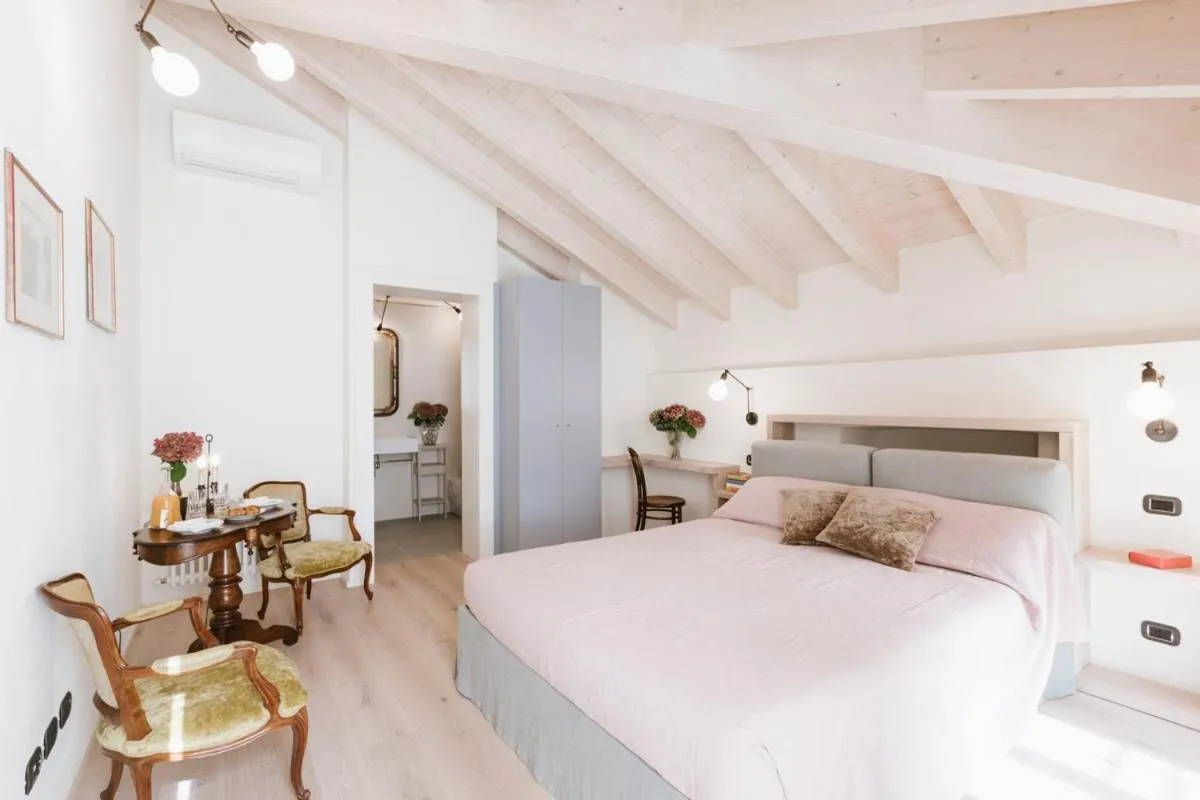 Bed in Villa Trisano