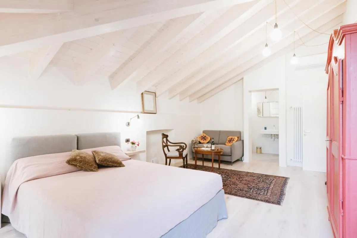 Bed in Villa Trisano