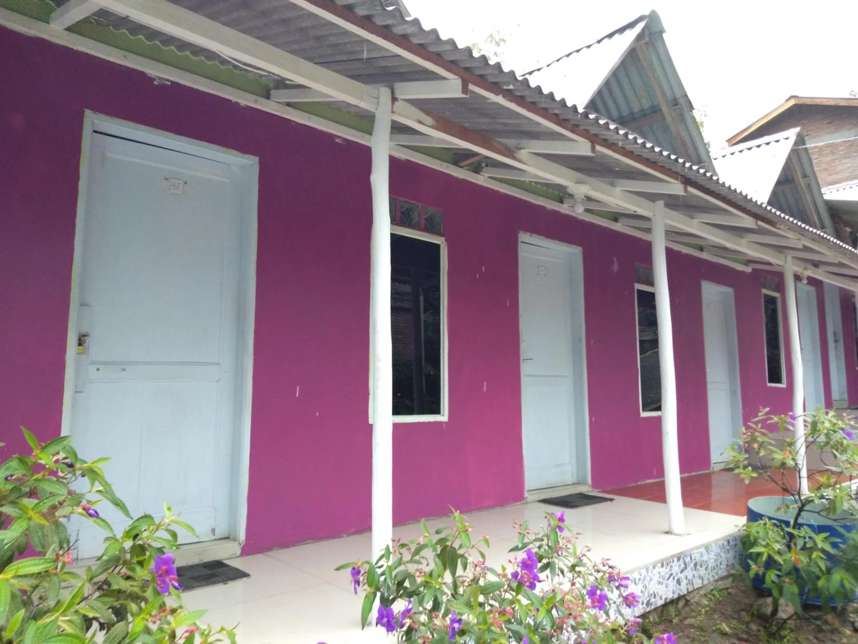 Property building in Penginapan Puncak DP