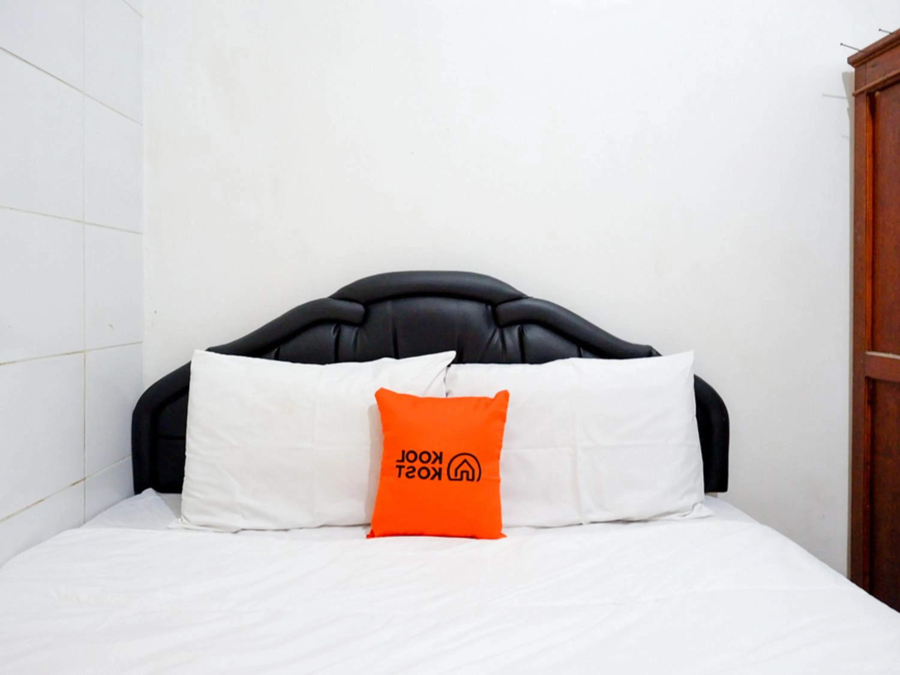 Bed in Budi Living Syariah at UNDIP Area RedPartner