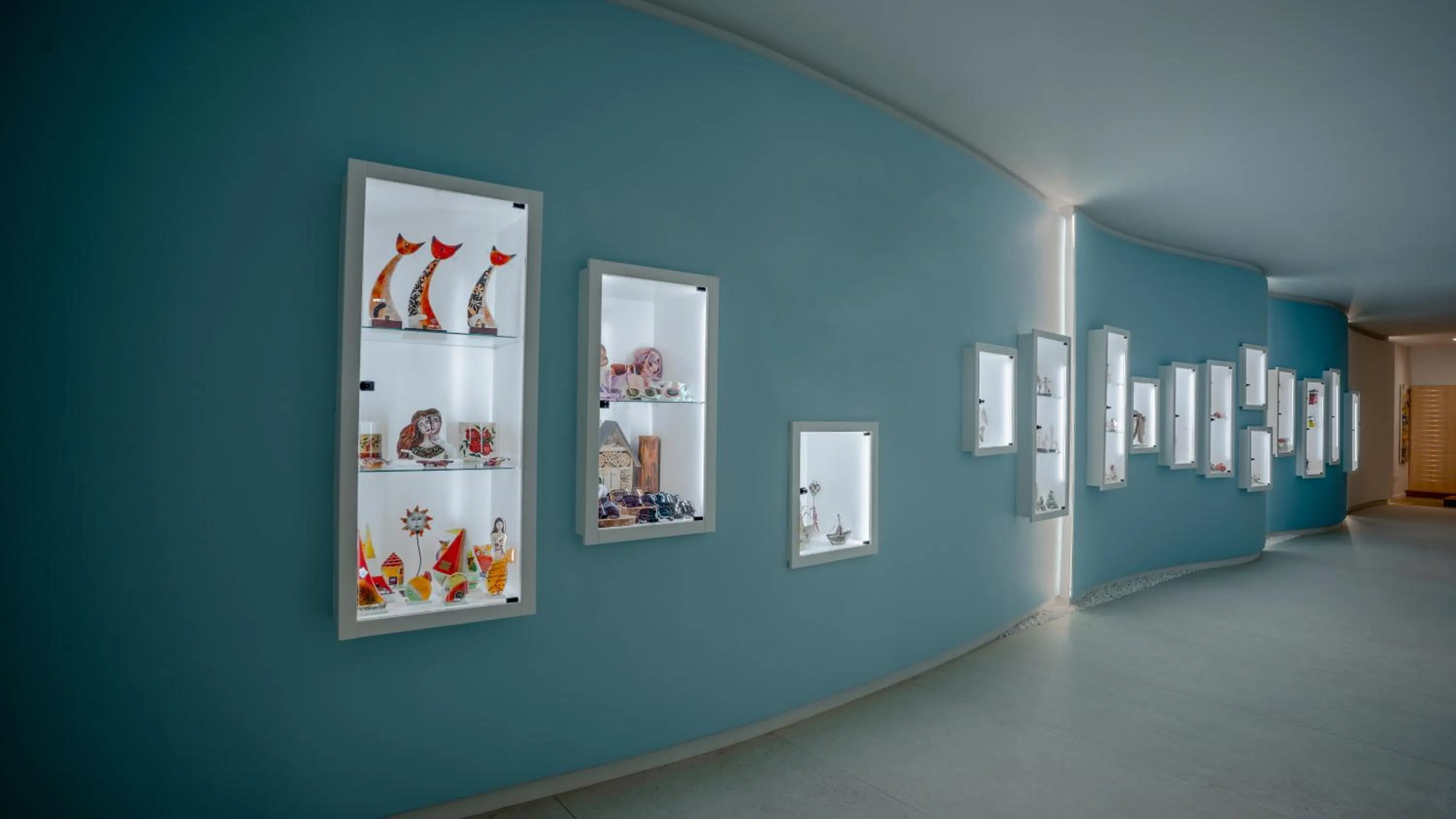 On-site shops in Flamingo Paradise Beach Hotel - Adults Only