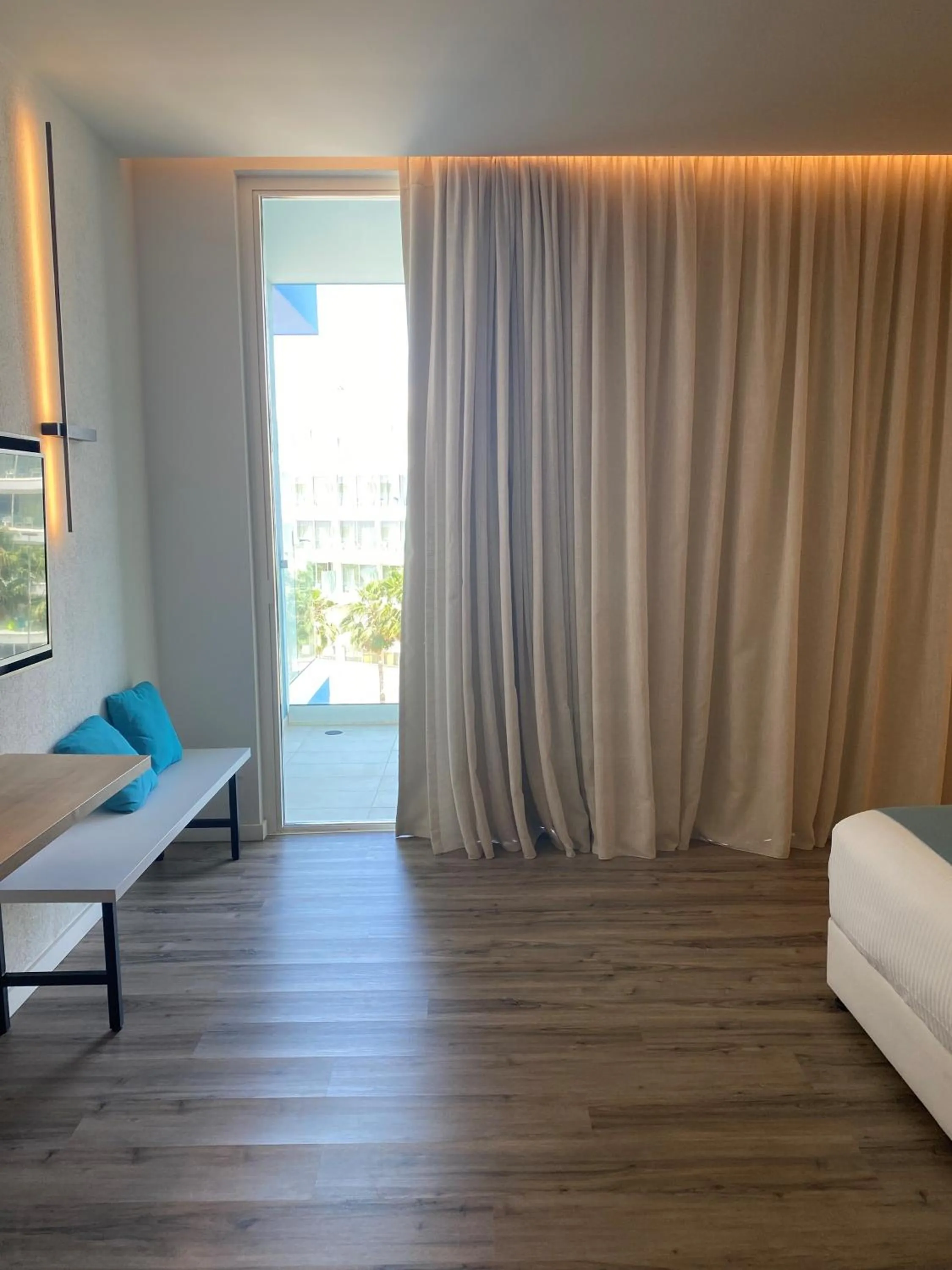 Bedroom, Bed in Flamingo Paradise Beach Hotel - Adults Only