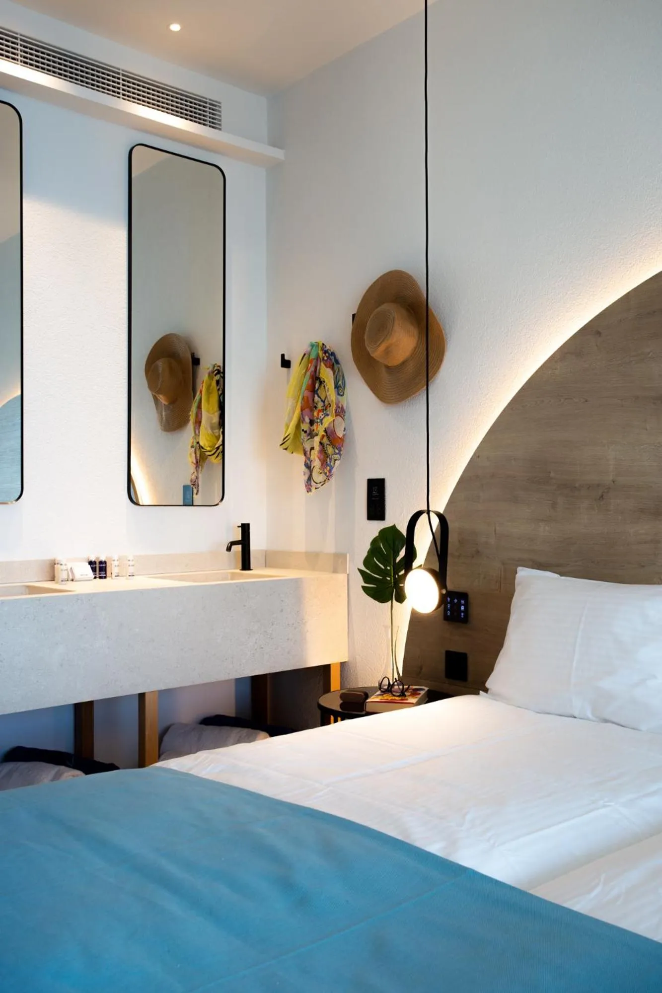 Bed in Flamingo Paradise Beach Hotel - Adults Only