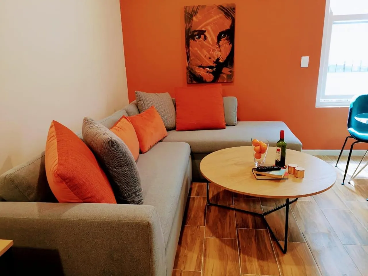 Living room in Urban Oasis Aparthotel