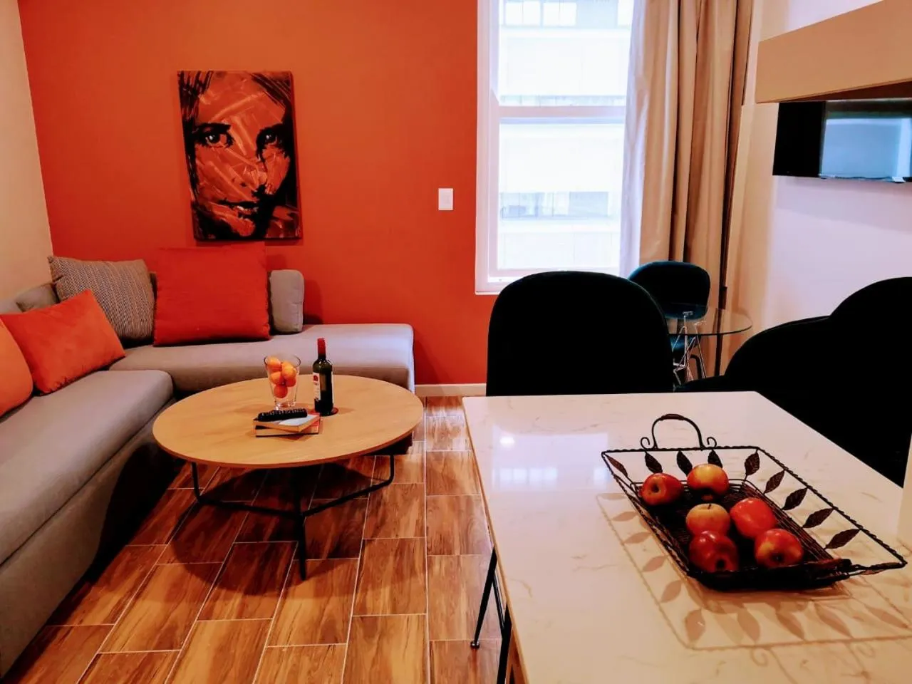 Kitchen or kitchenette in Urban Oasis Aparthotel