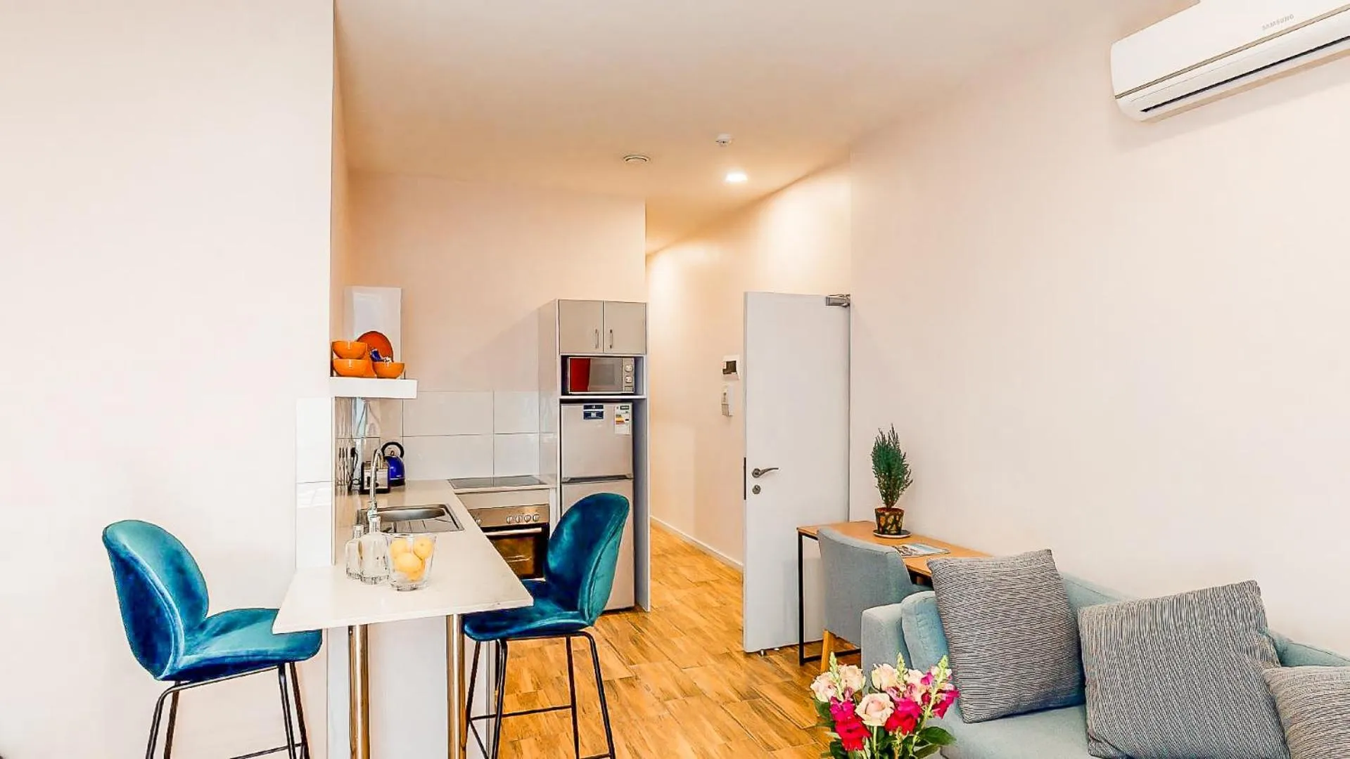 Urban Oasis Aparthotel