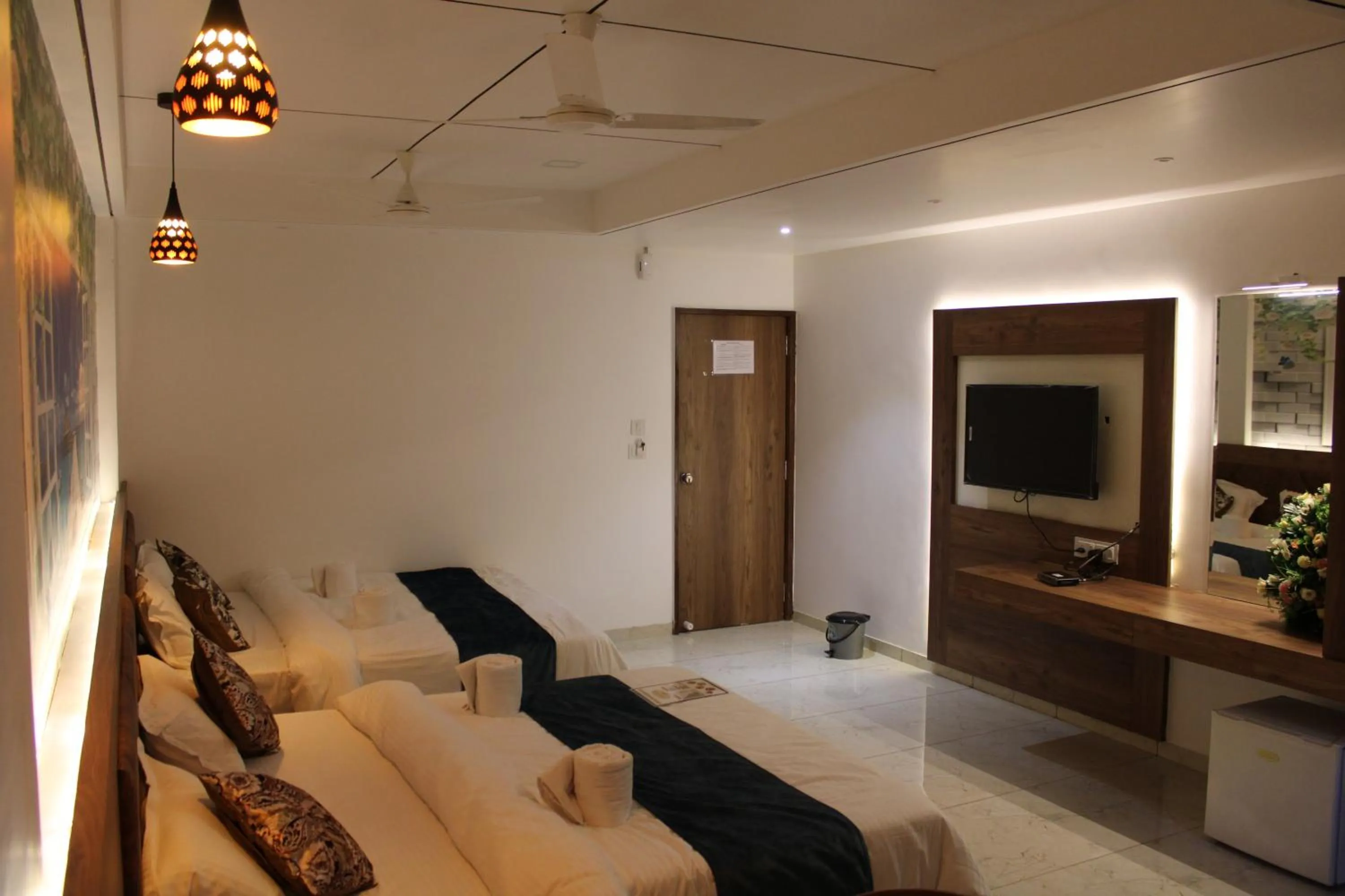 Bed in Hotel The Grand Piano - Best Business Hotel in Patan