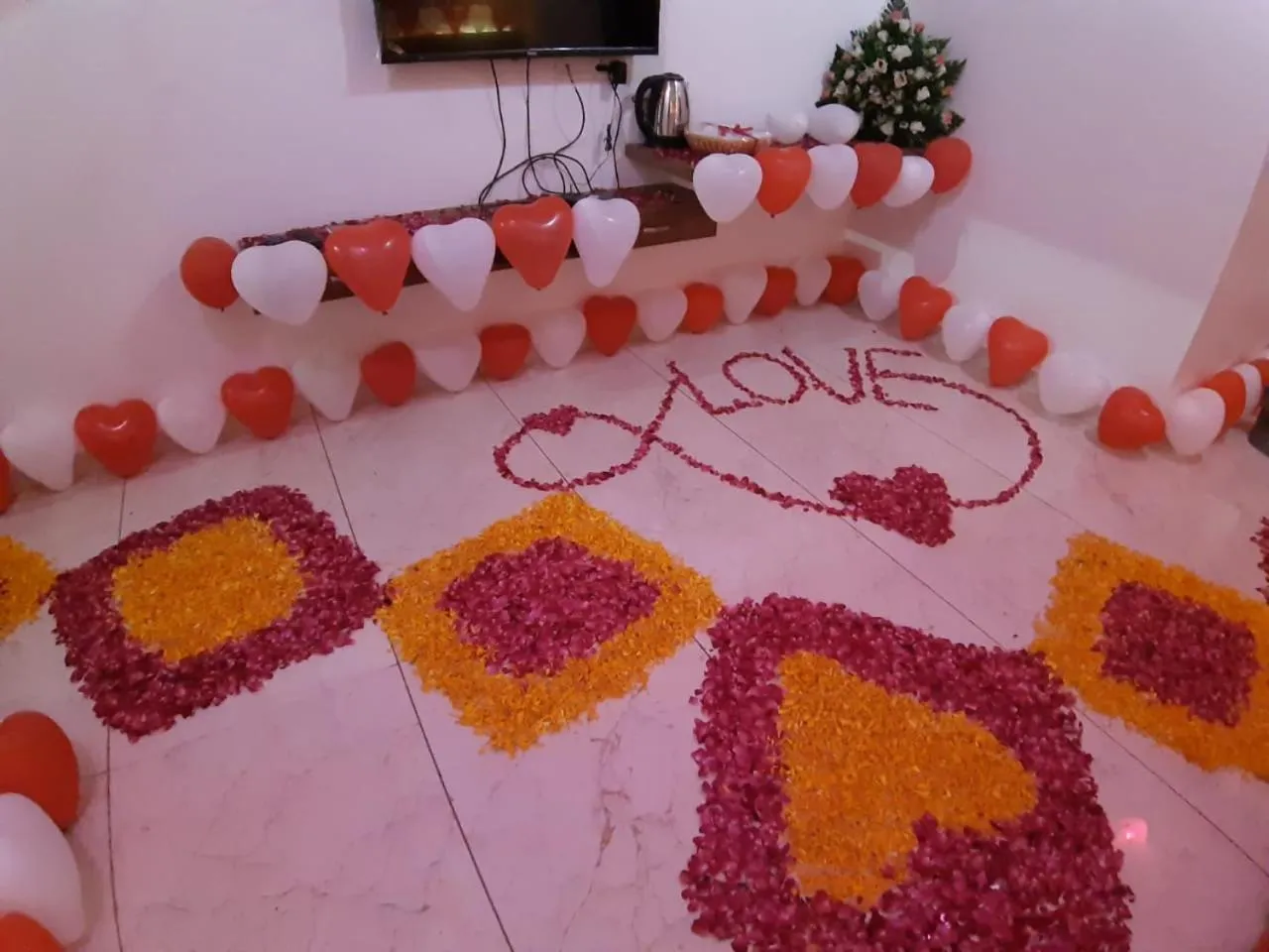 Decorative detail in Hotel The Grand Piano - Best Business Hotel in Patan