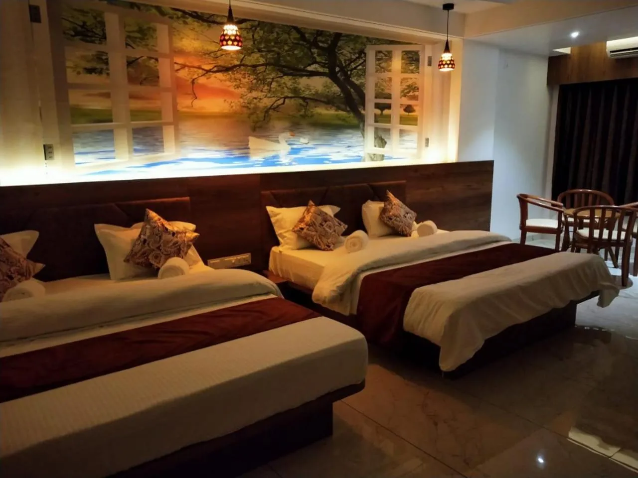 Bed in Hotel The Grand Piano - Best Business Hotel in Patan