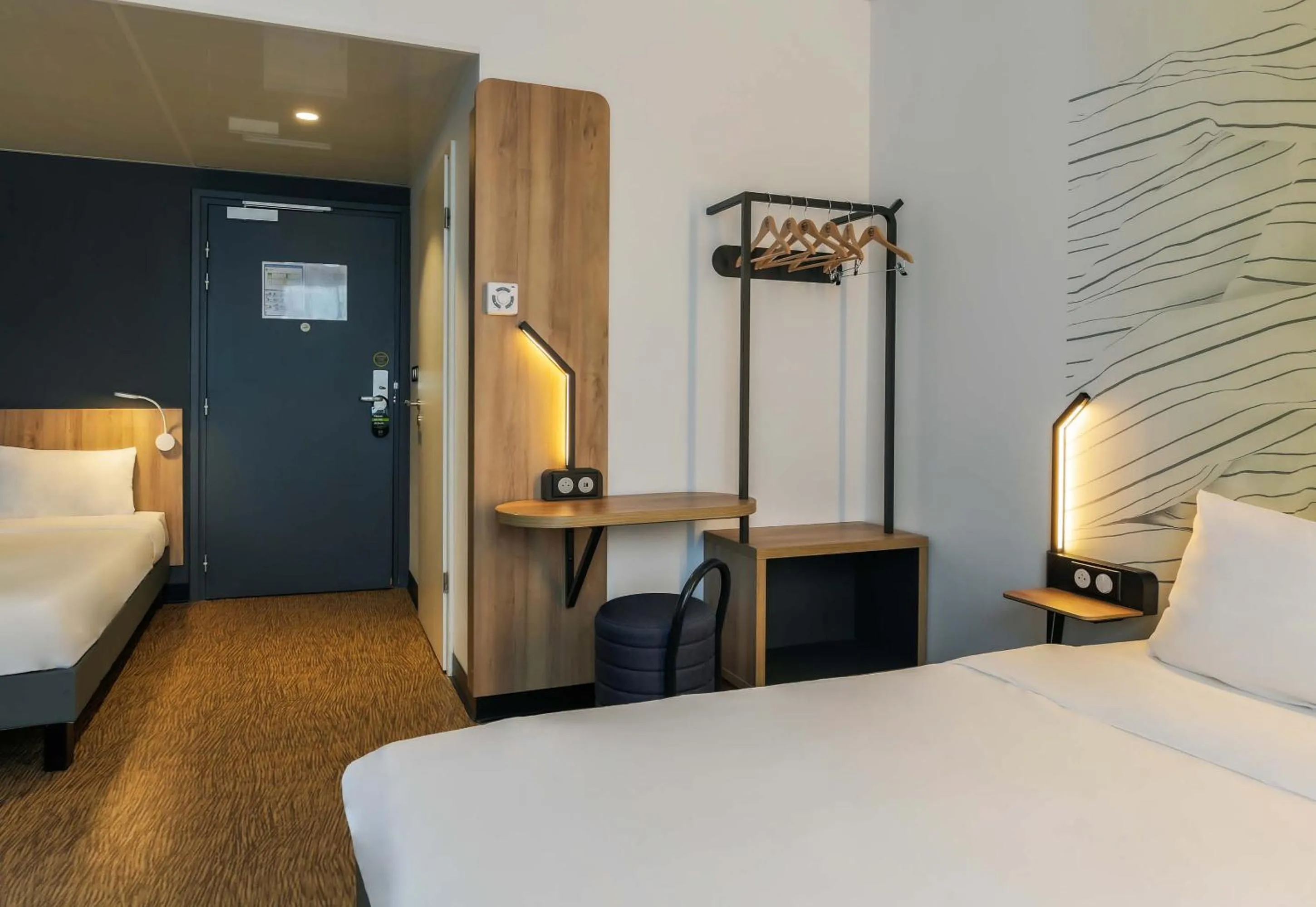 Bedroom, Bed in B&B Hôtel Thionville Centre Gare