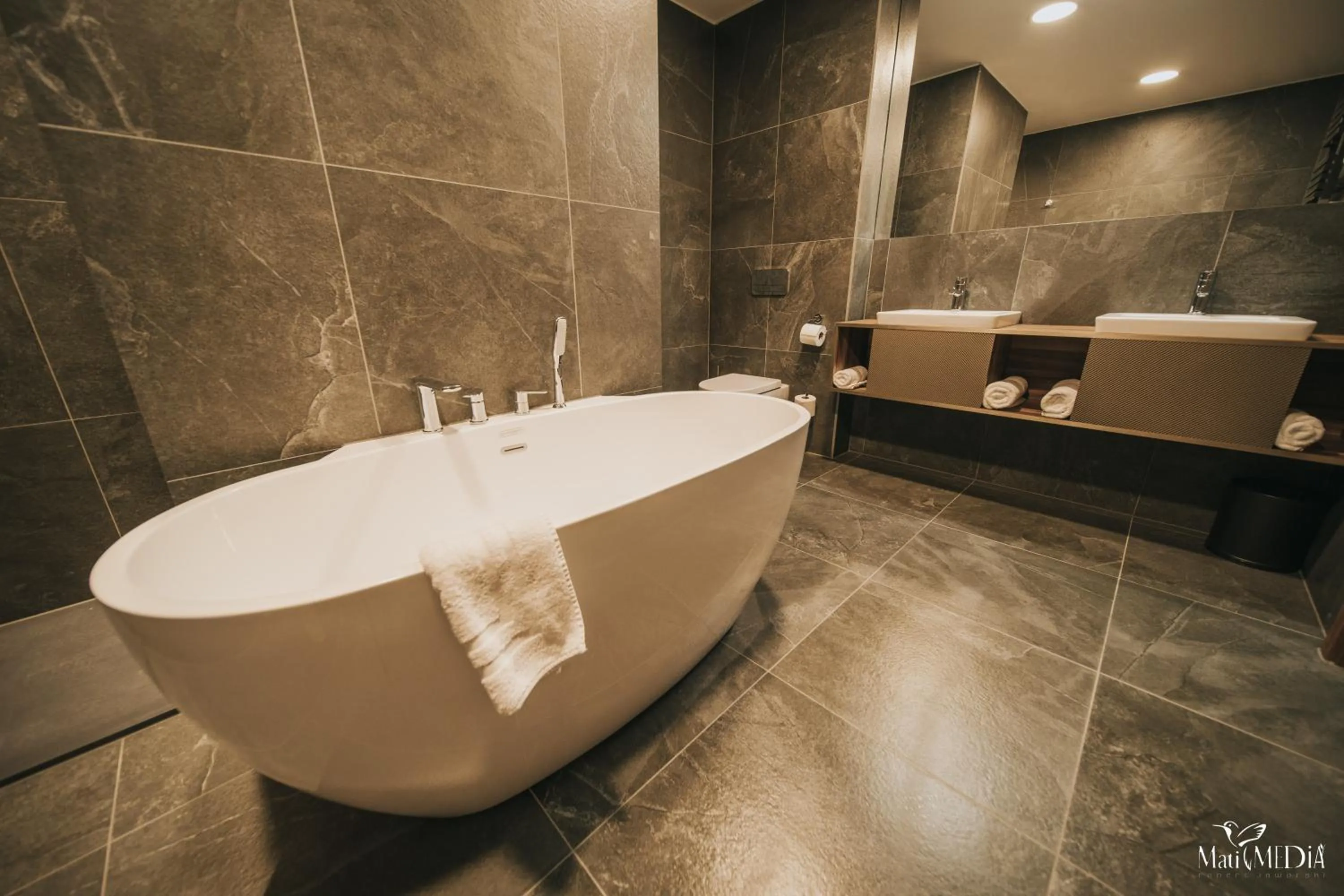 Bathroom in Lake Hill Karkonosze Apartments