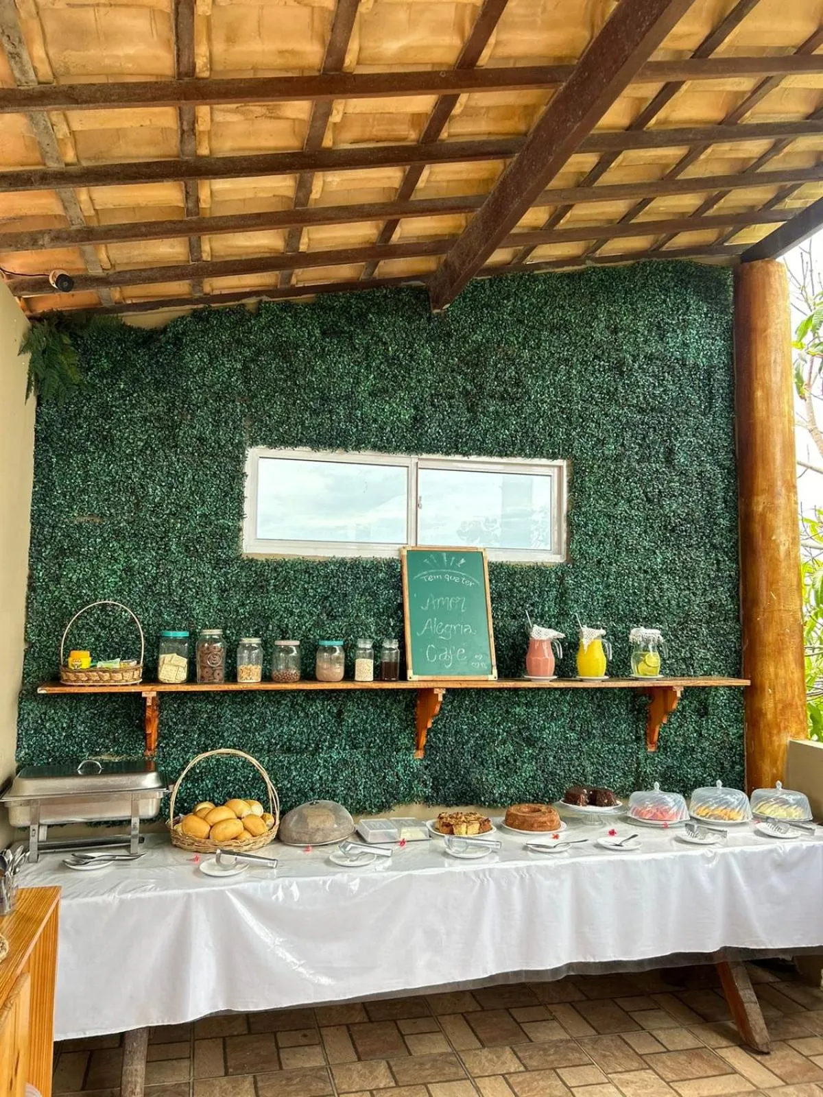 Breakfast in Uru Pousada