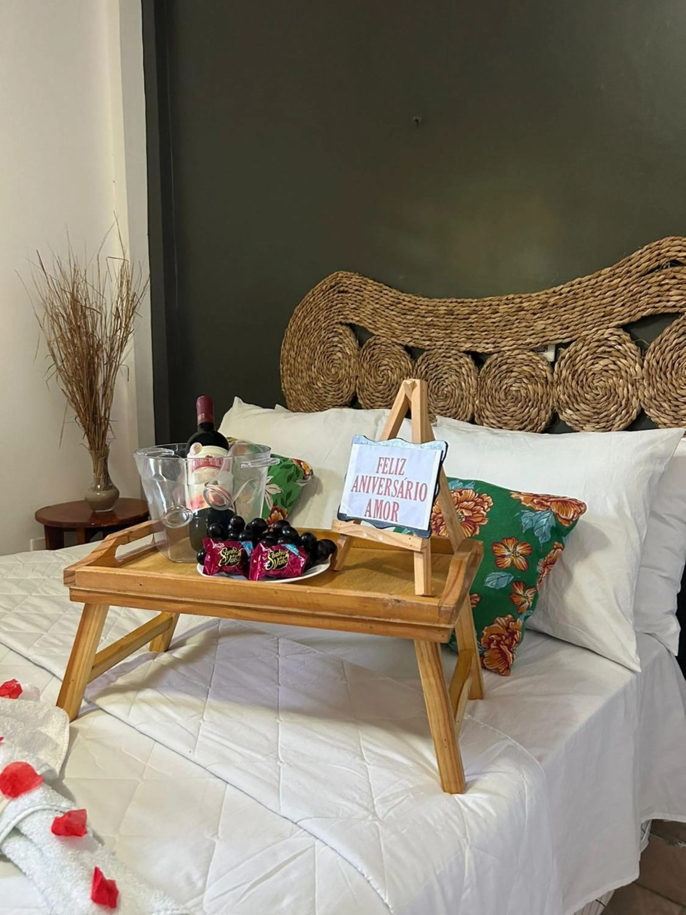 Photo of the whole room, Bed in Uru Pousada