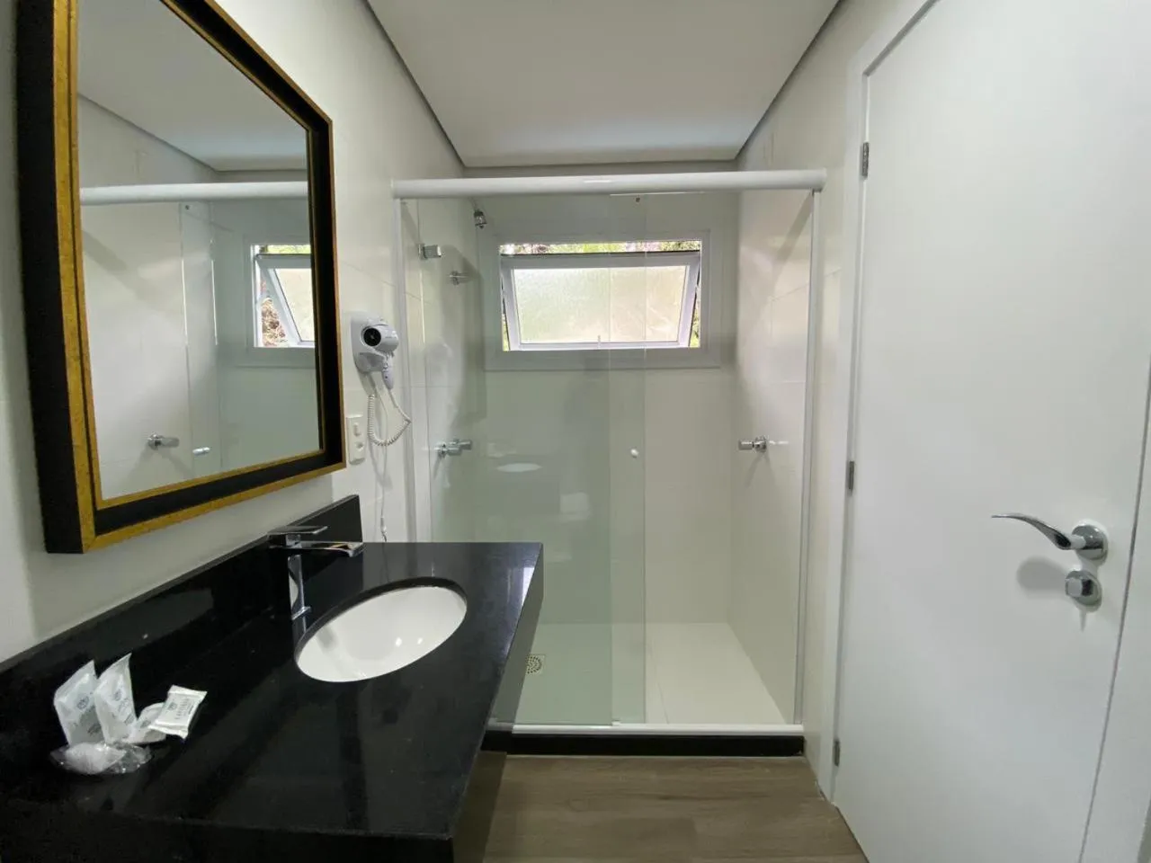 Bathroom in Lapônia Hotel Gramado