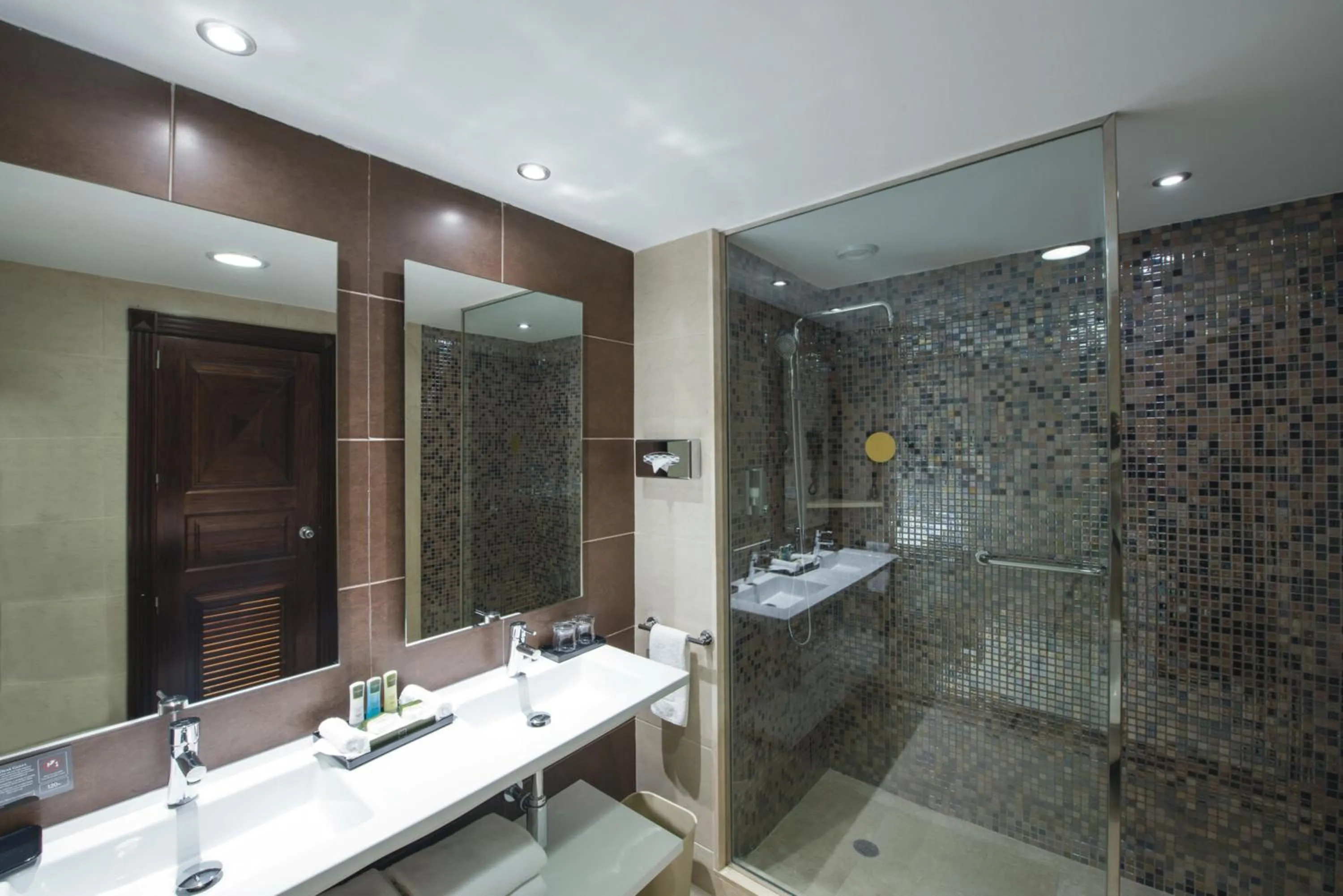 Bathroom in Riu Palace Cabo San Lucas - All Inclusive