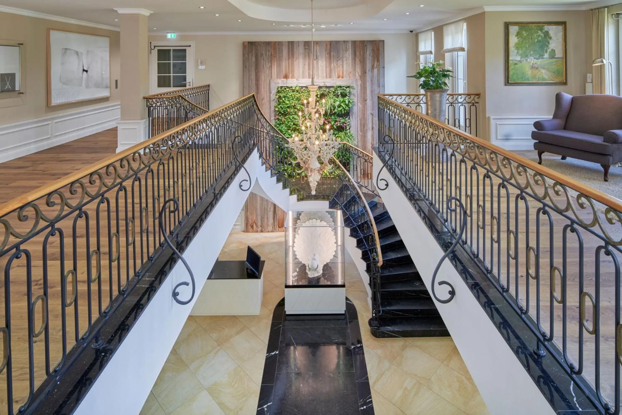 Lobby or reception in Naturresort & Spa Schindelbruch