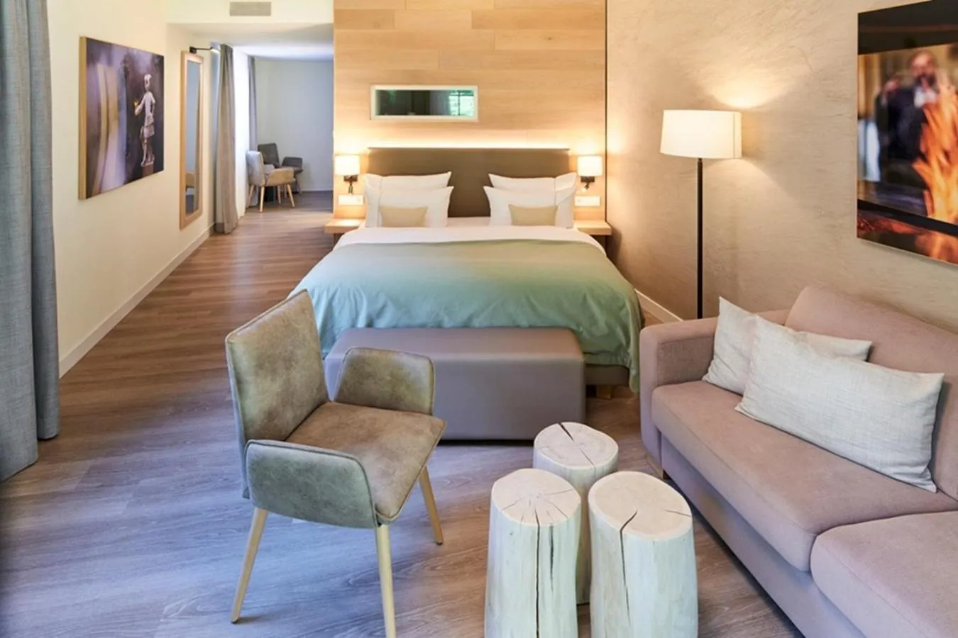 Photo of the whole room, Bed in Naturresort & Spa Schindelbruch