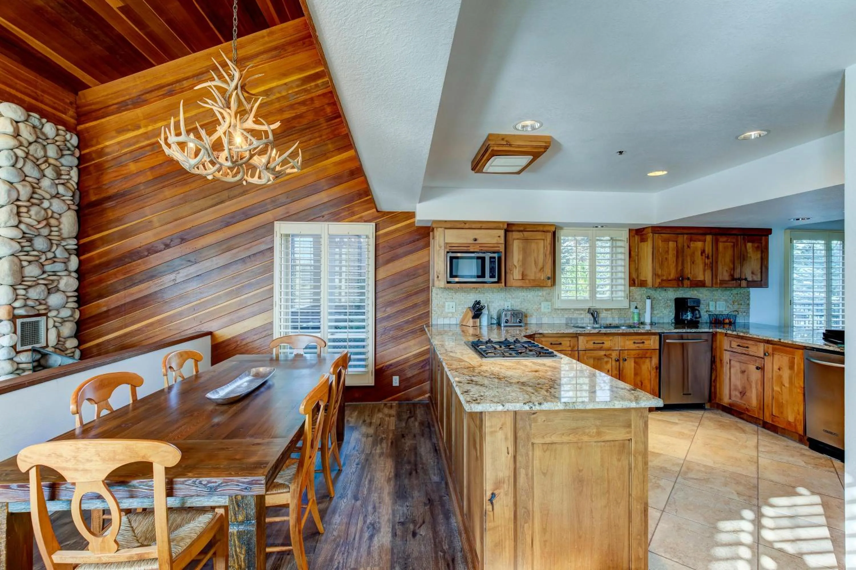 Fairway Village 2570