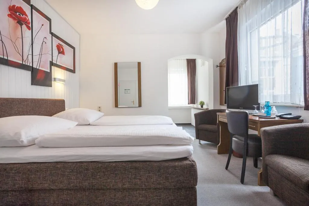 TV and multimedia, Bed in Hotel Union by TM