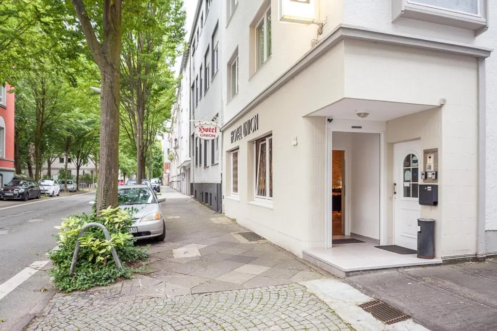 Property building in Hotel Union by TM