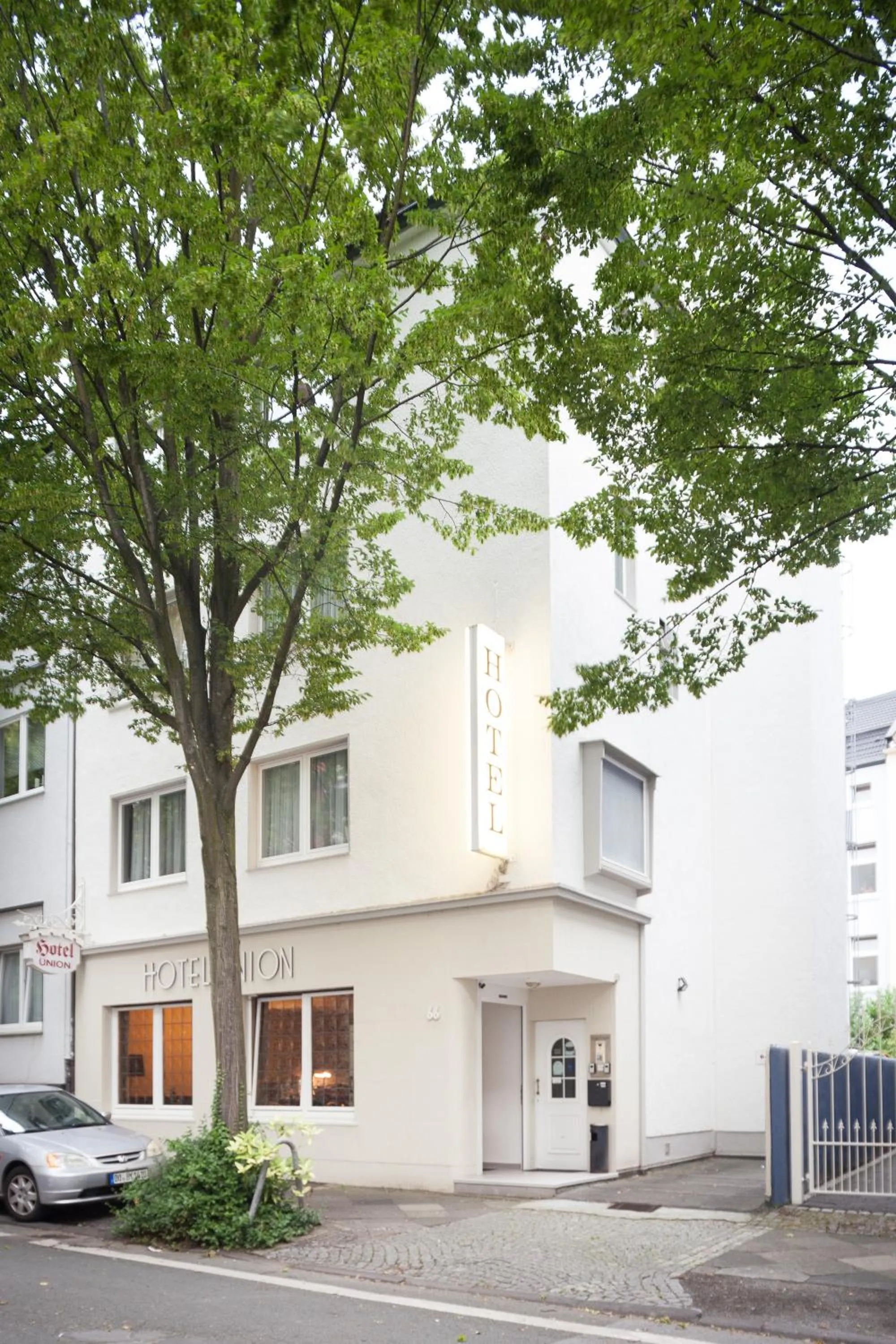 Property building in Hotel Union by TM