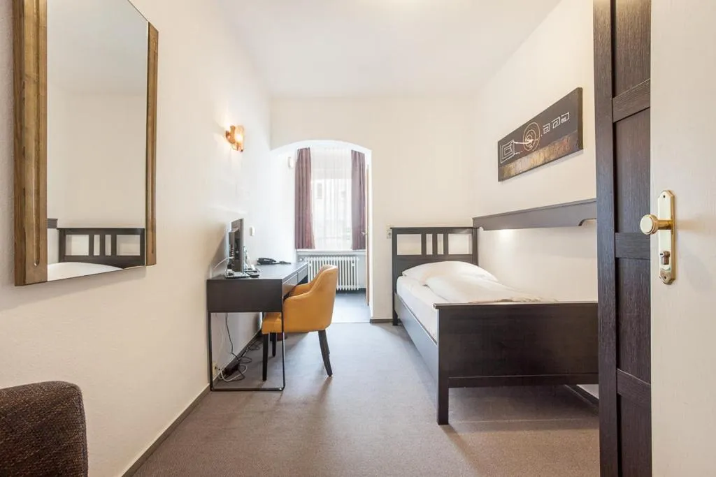 Photo of the whole room, Bed in Hotel Union by TM