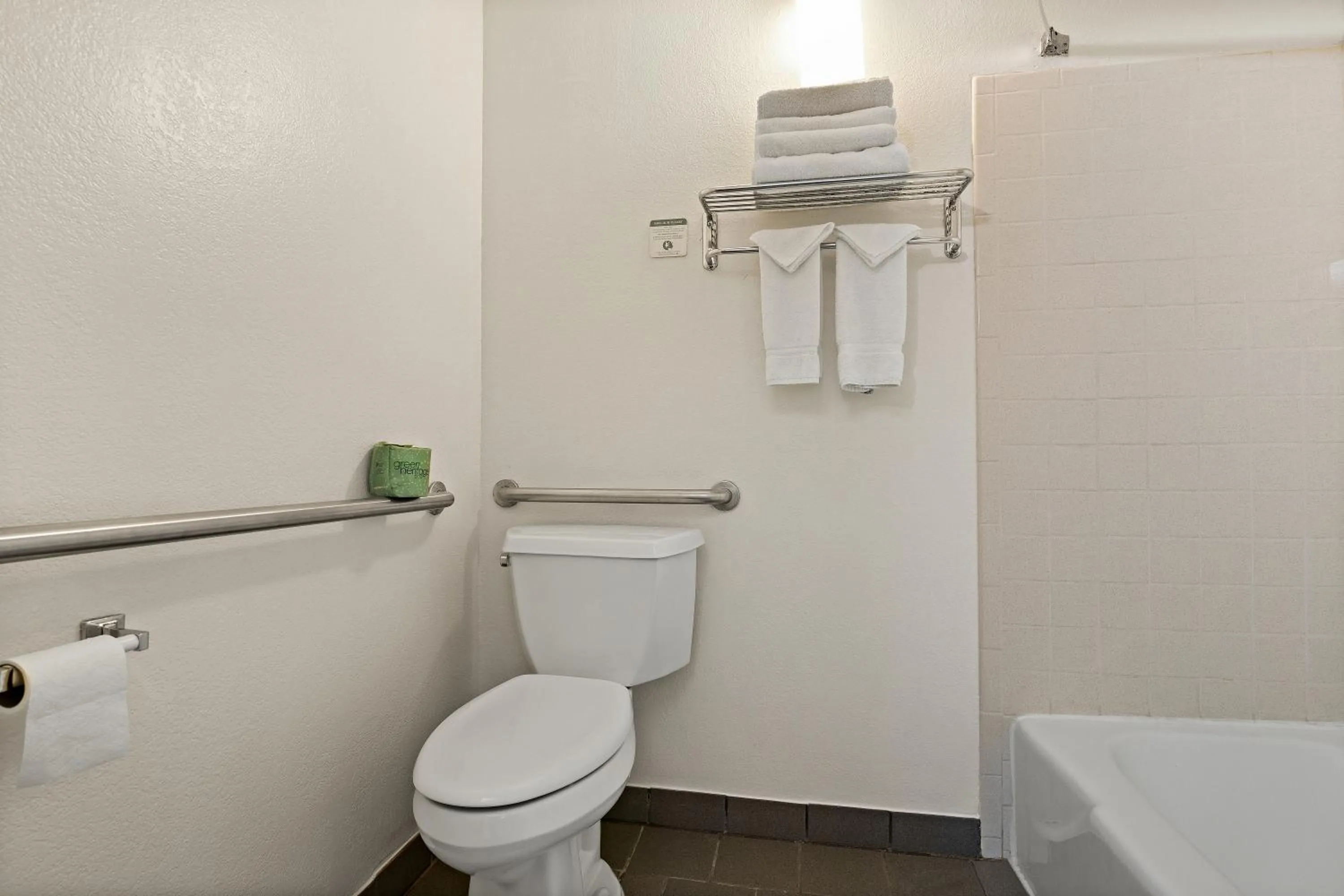 Bathroom in Rodeway Inn McPherson East