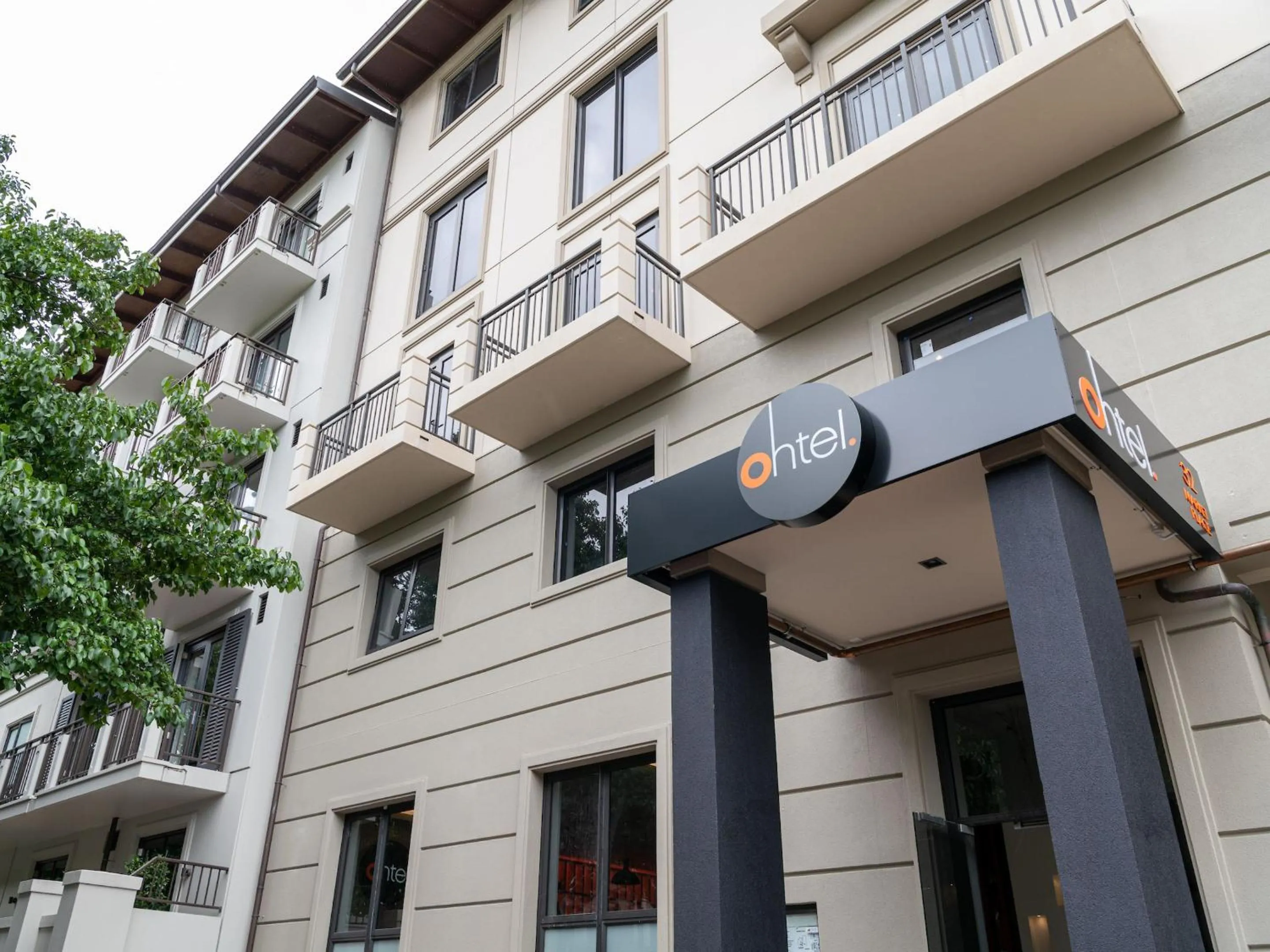 Property building in Ohtel Auckland