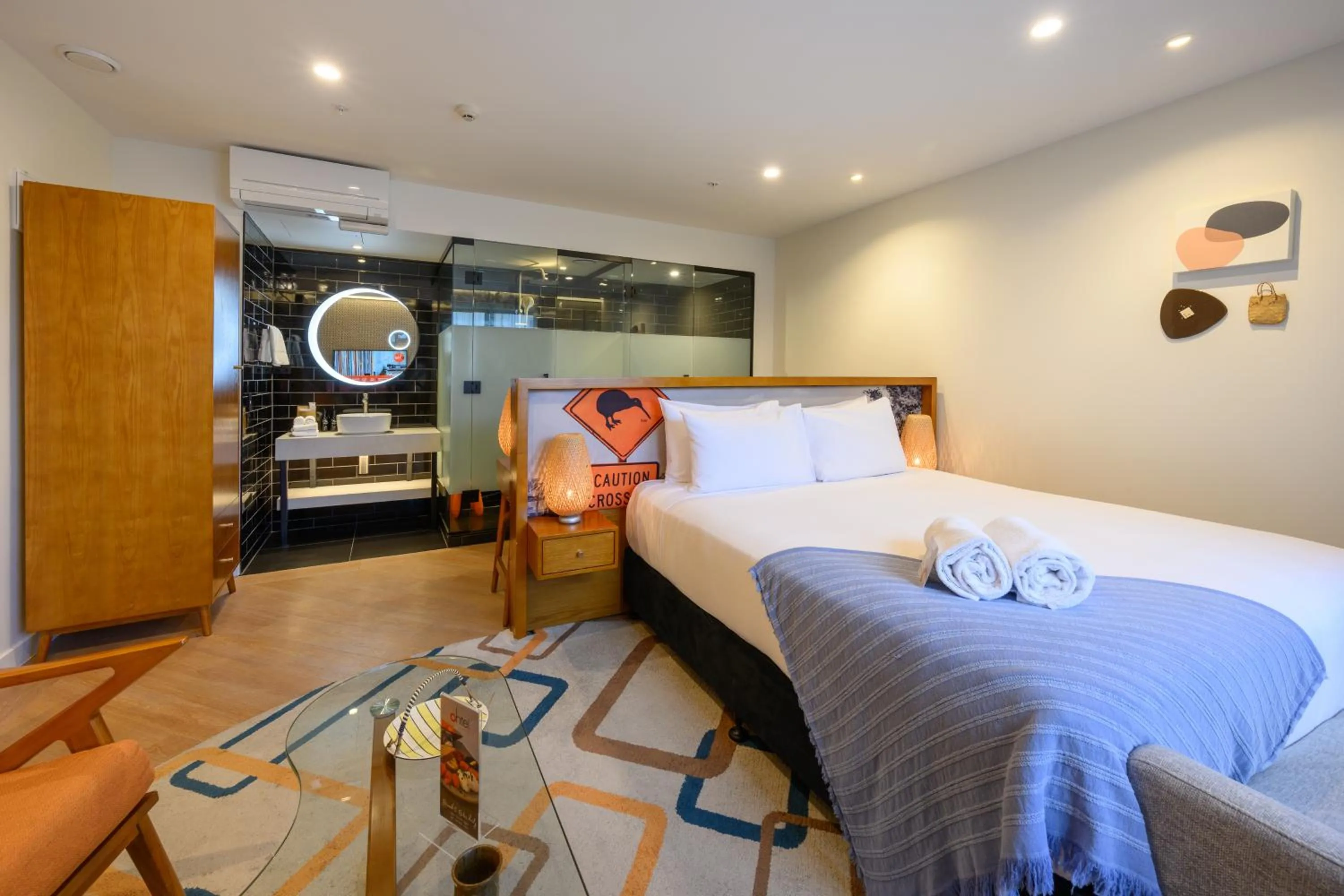 Bed in Ohtel Auckland