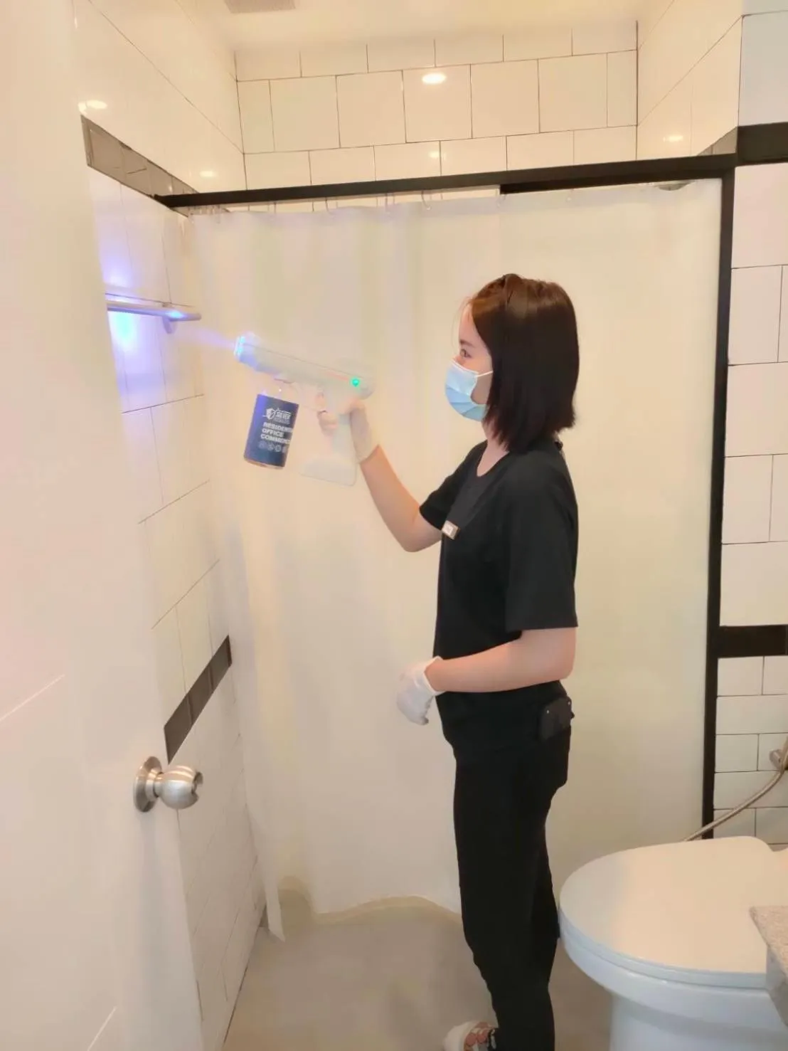 People in Ananzitra Hotel