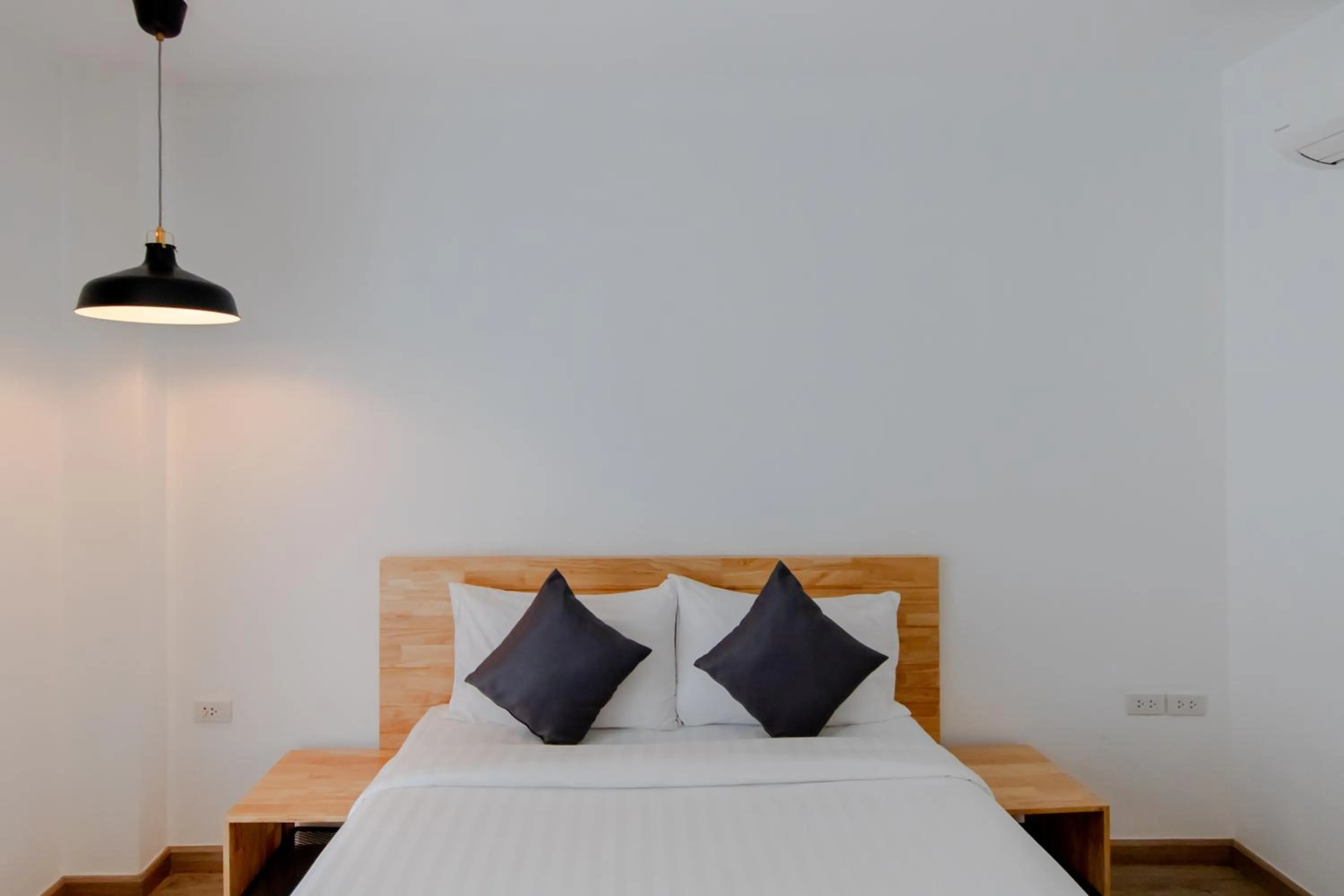 Bed in Ananzitra Hotel