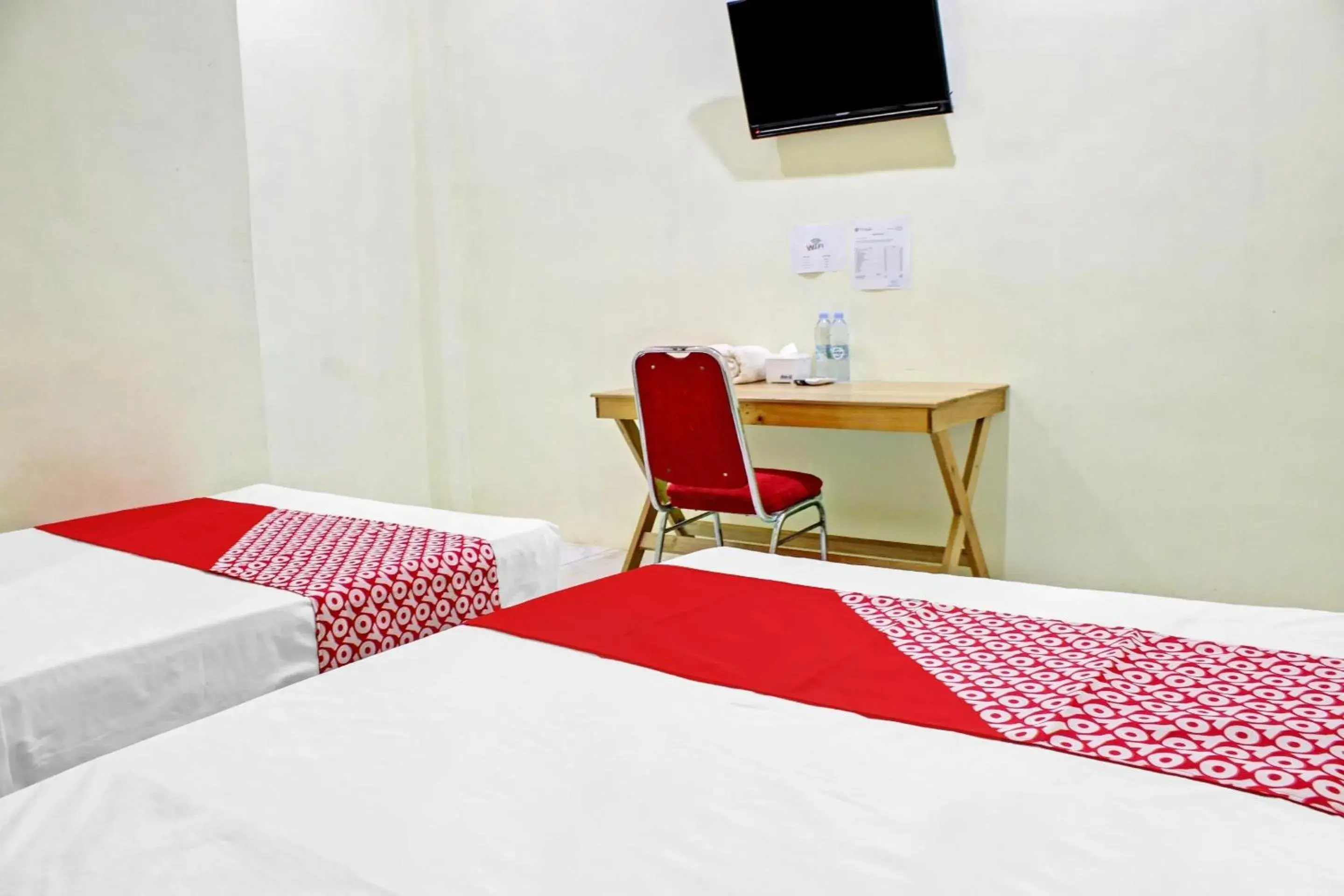 Standard Twin Room in Hotel O Permata Inn Standard Twin Room in Hotel O Permata Inn