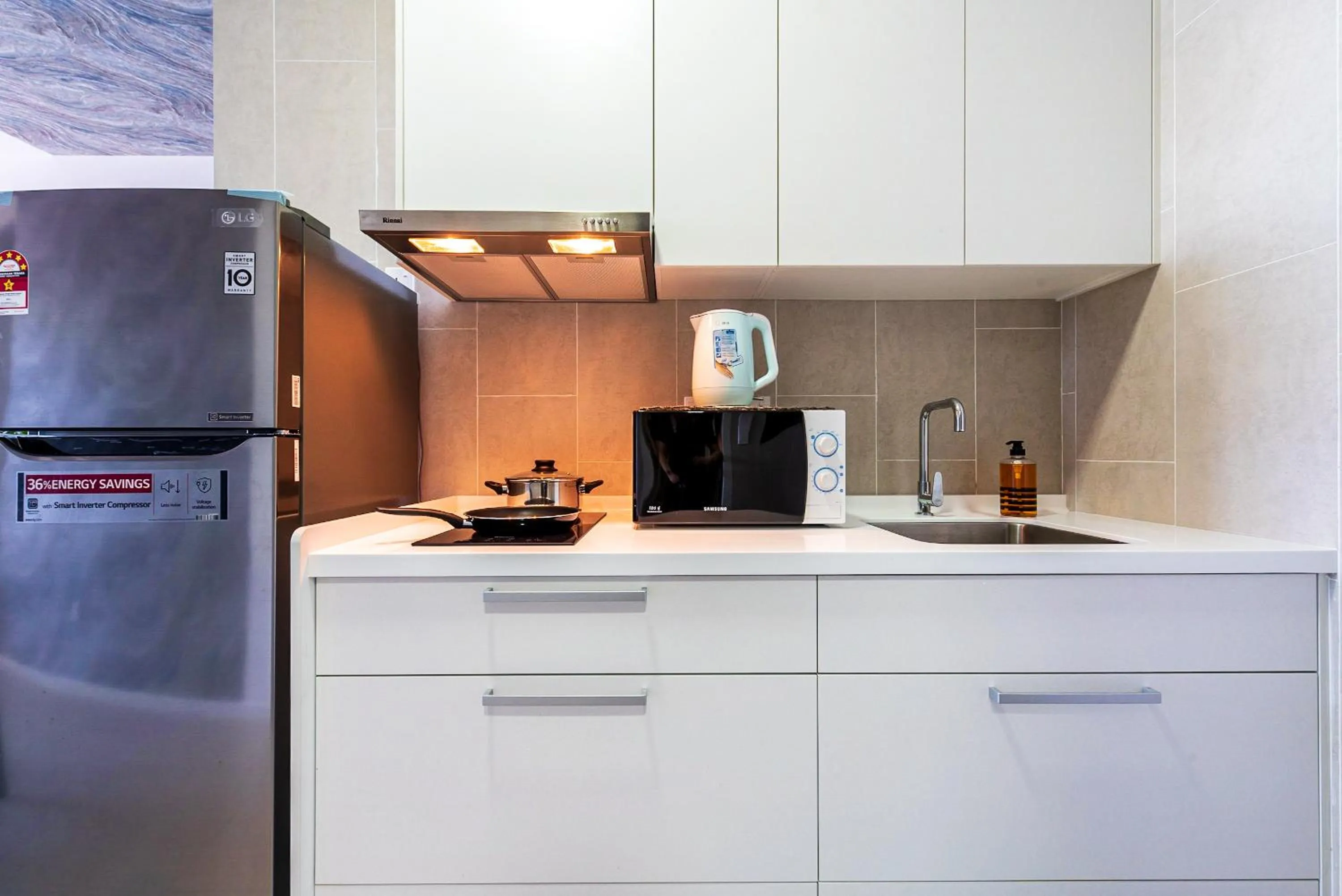 Kitchen or kitchenette in Time To Relax v 3BR Geo Bukit Rimau,Shah Alam by Verano