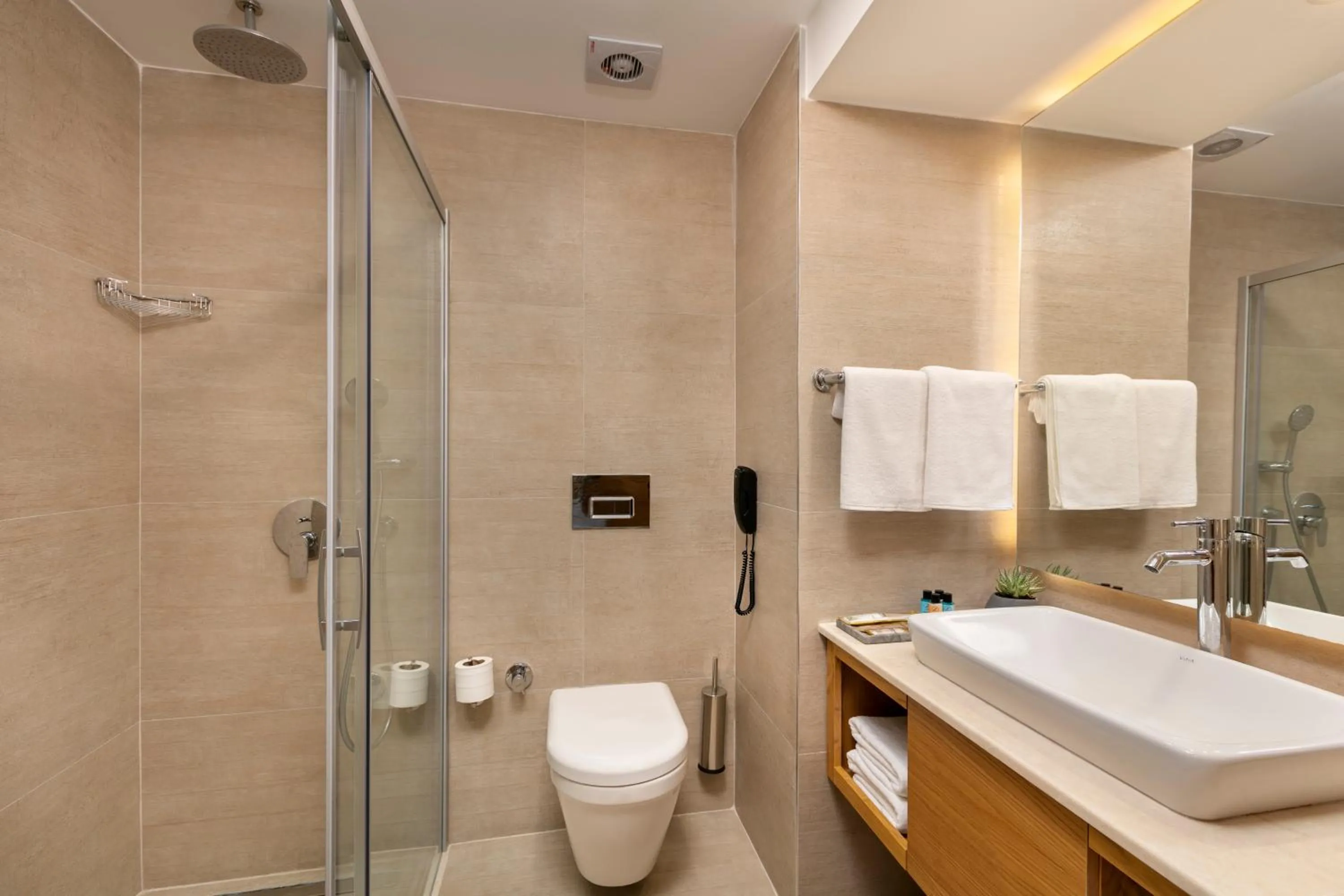 Bathroom in Pukka Hotel