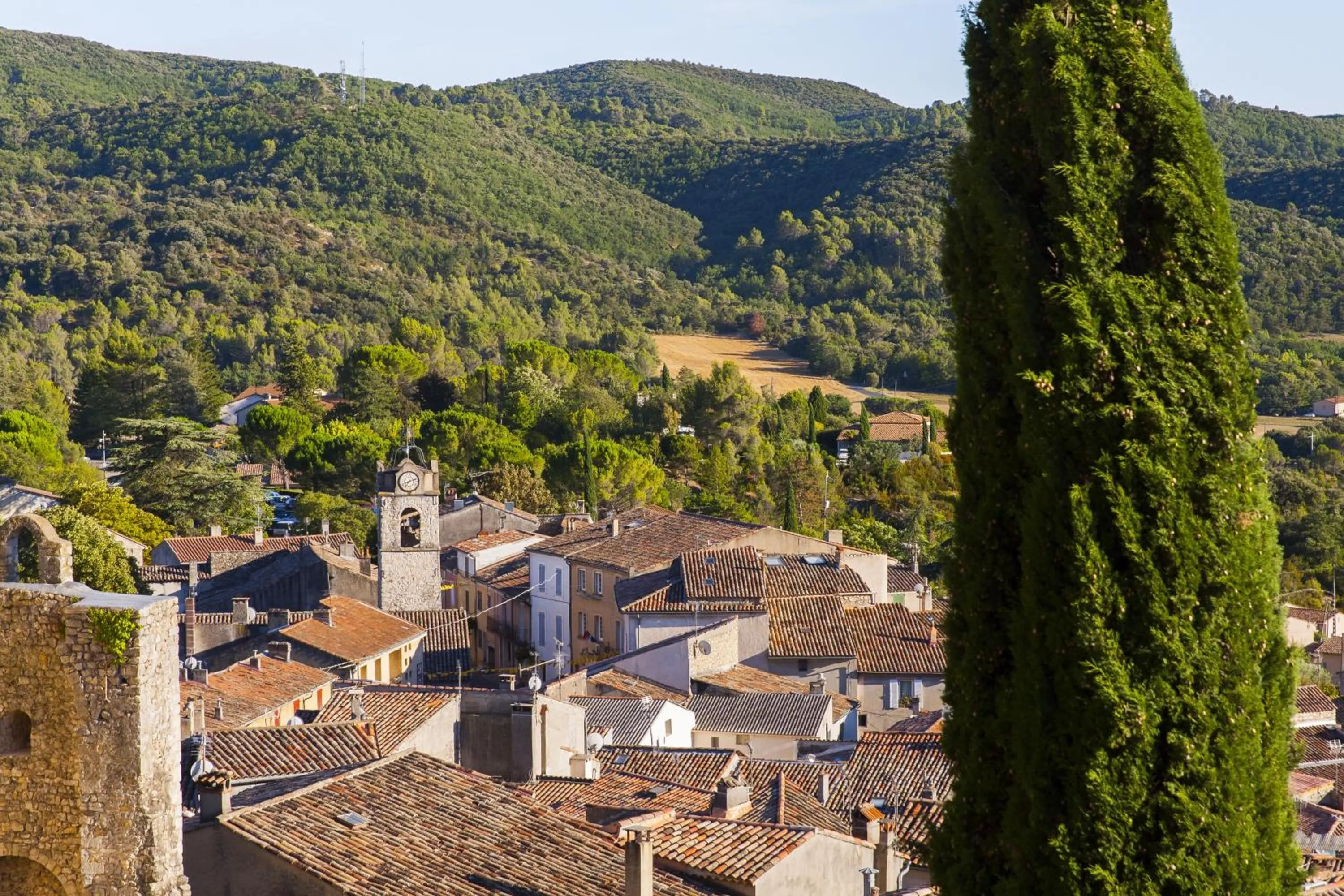 Nearby landmark in Terres de France - Résidence Côté Provence