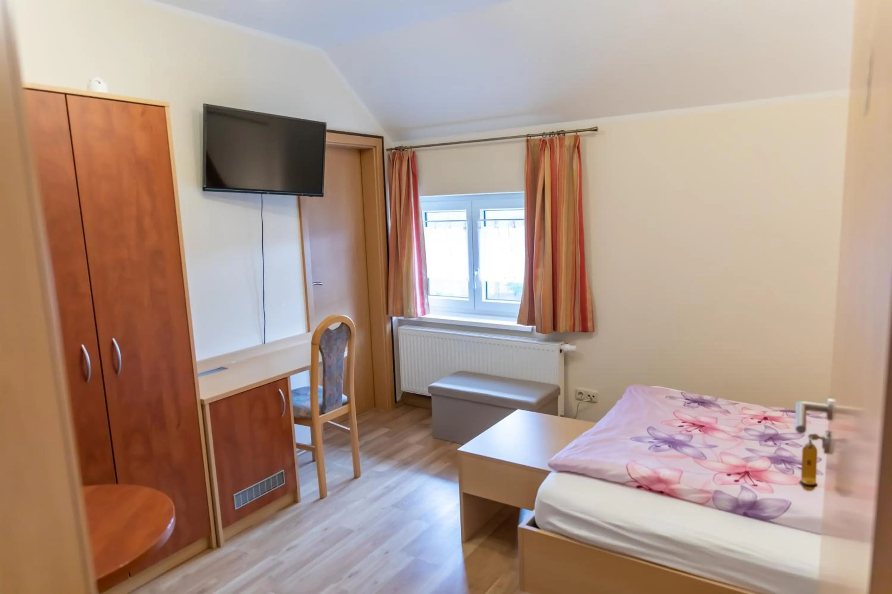 Gaststätte und Pension Zur Einkehr