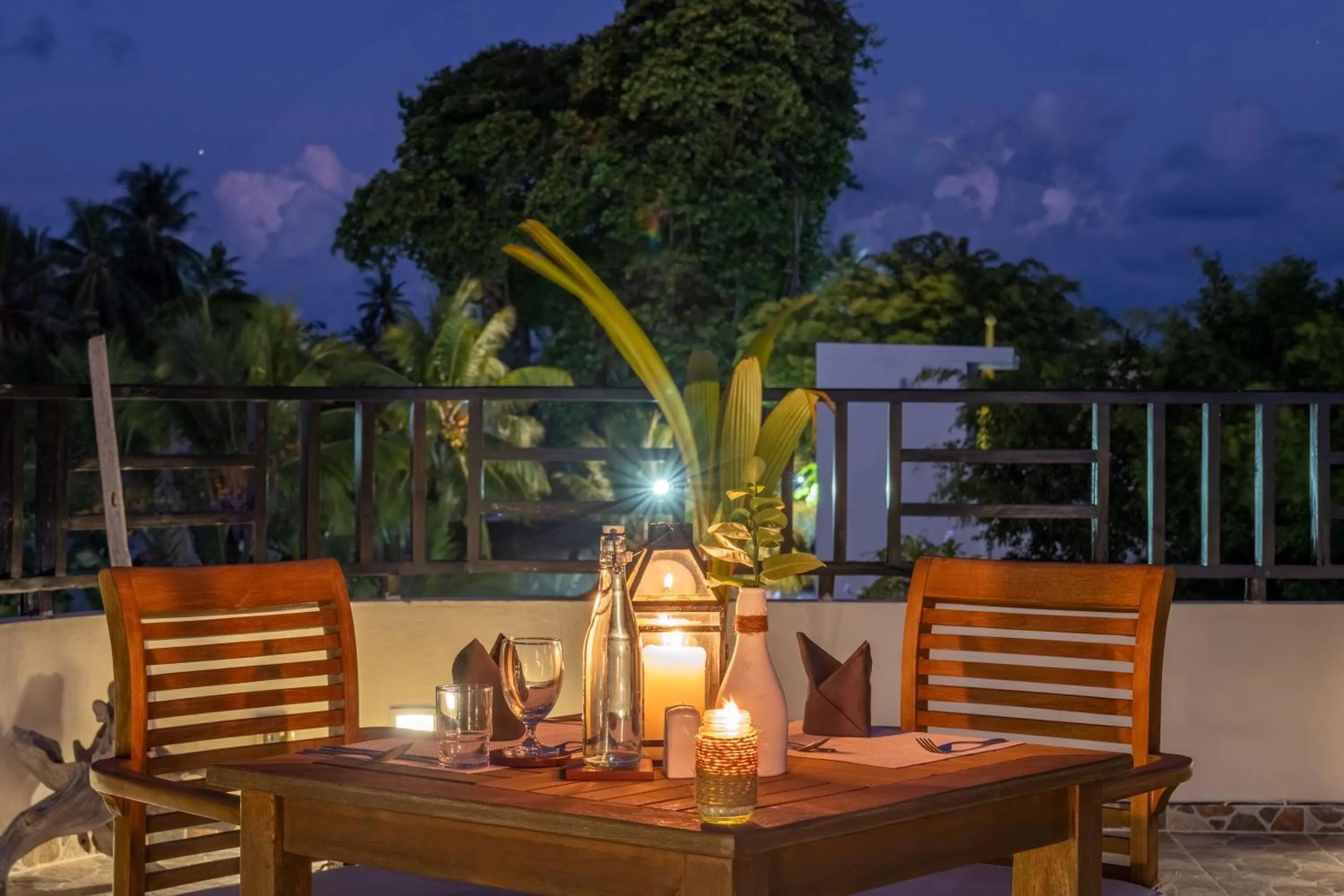 Night in Kamadhoo Inn