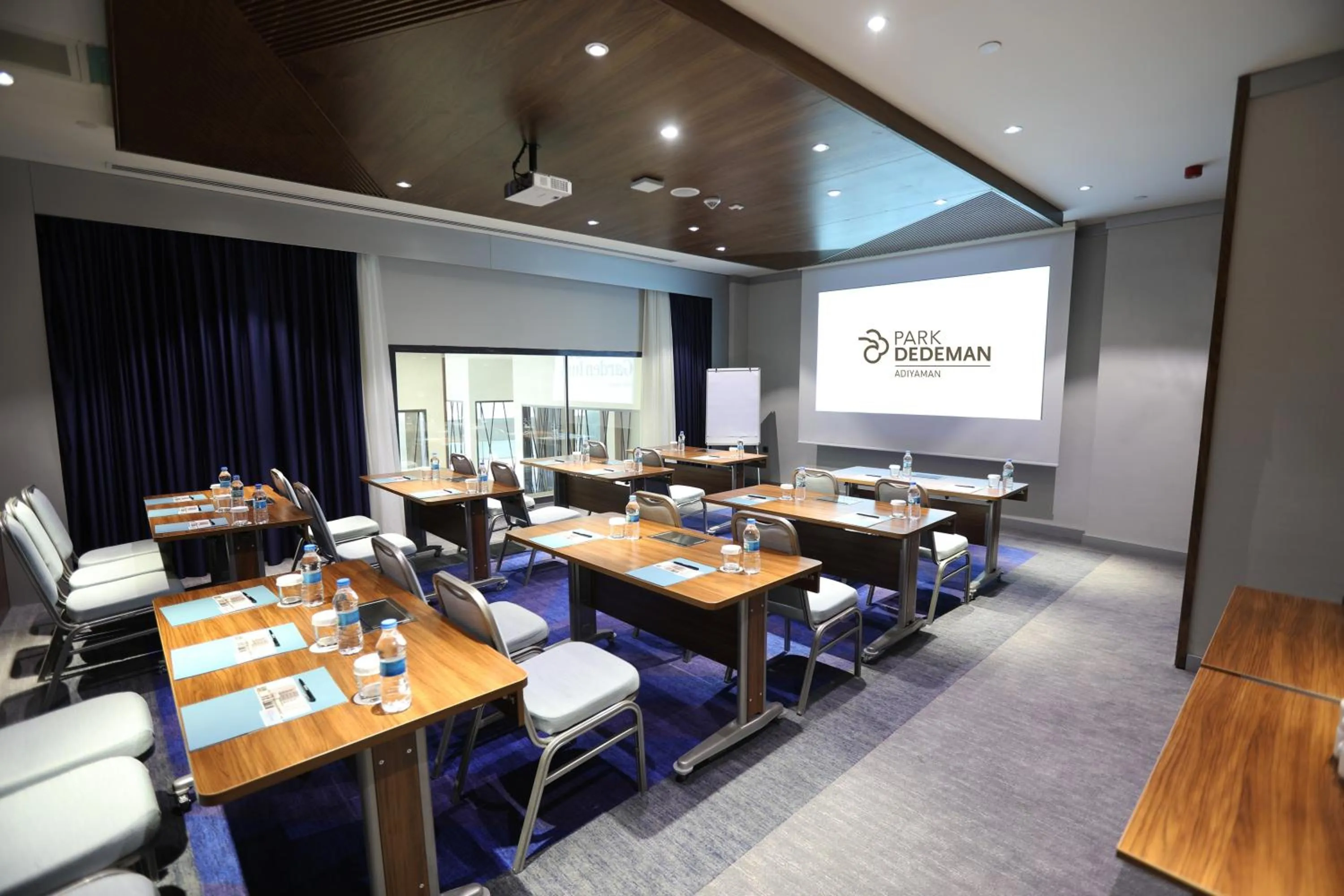 Meeting/conference room in Park Dedeman Adıyaman Hotel