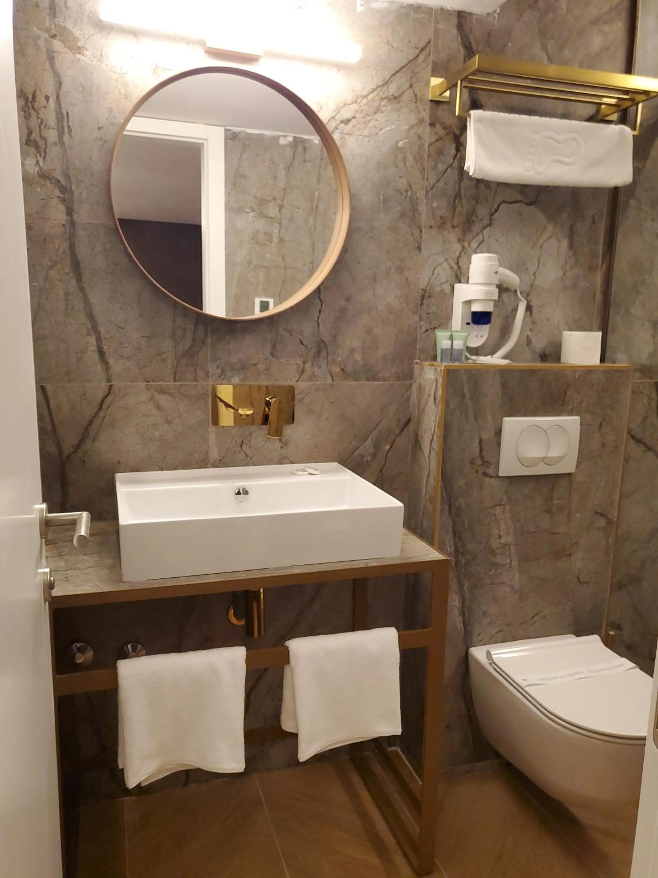Bathroom in Bošket Luxury Rooms