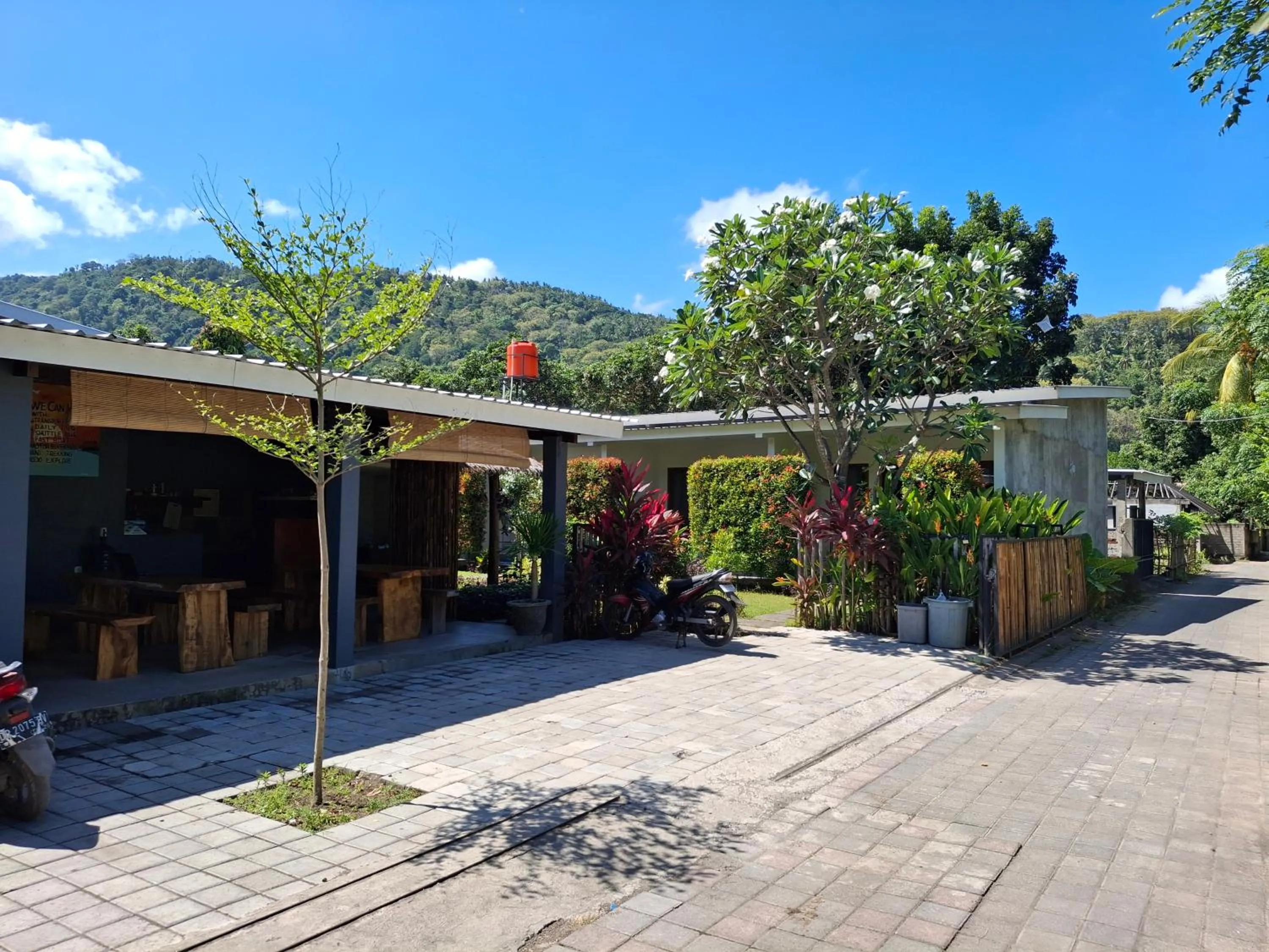 Property building in Sammy Cottage Senggigi