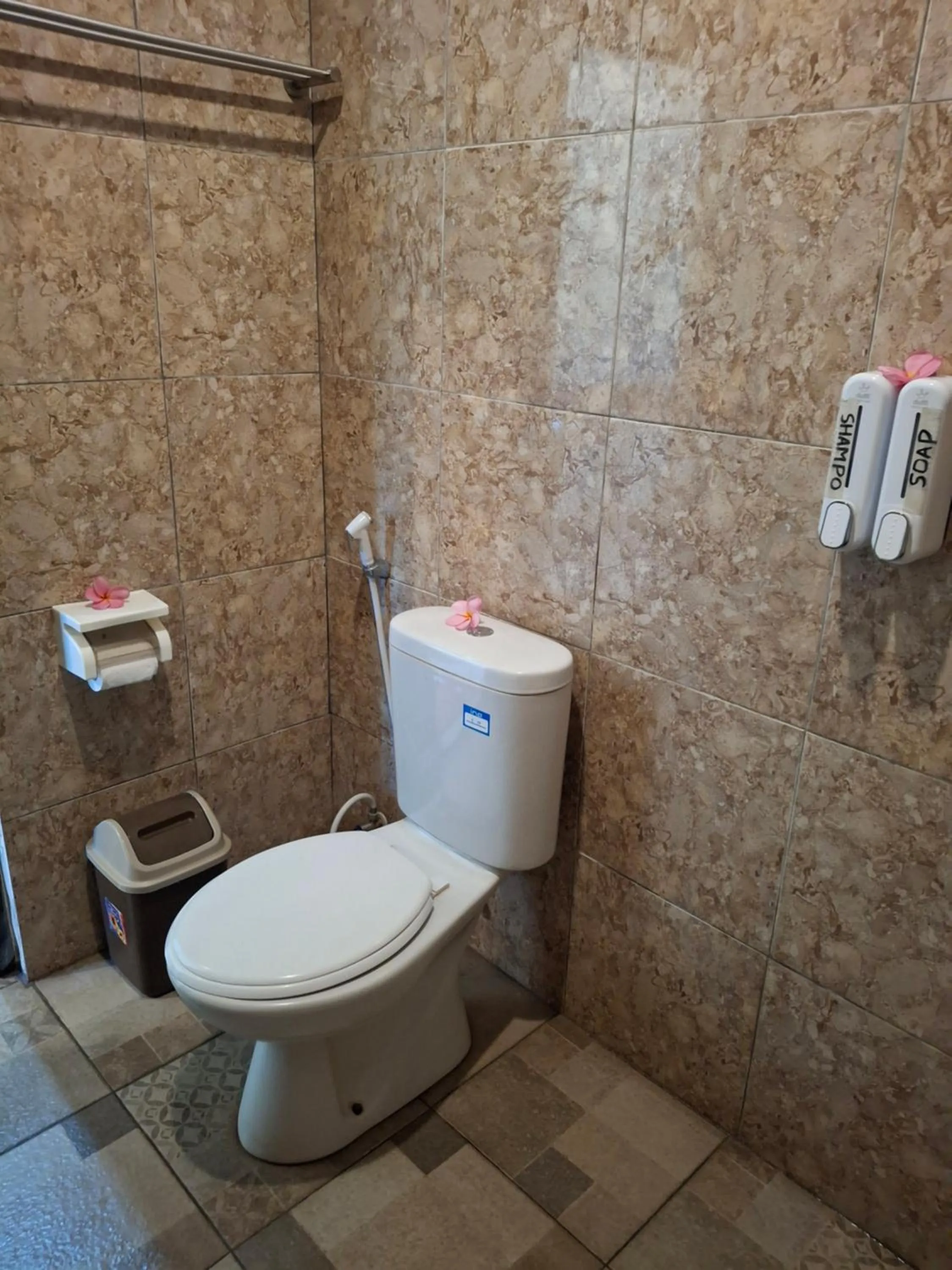 Shower in Sammy Cottage Senggigi