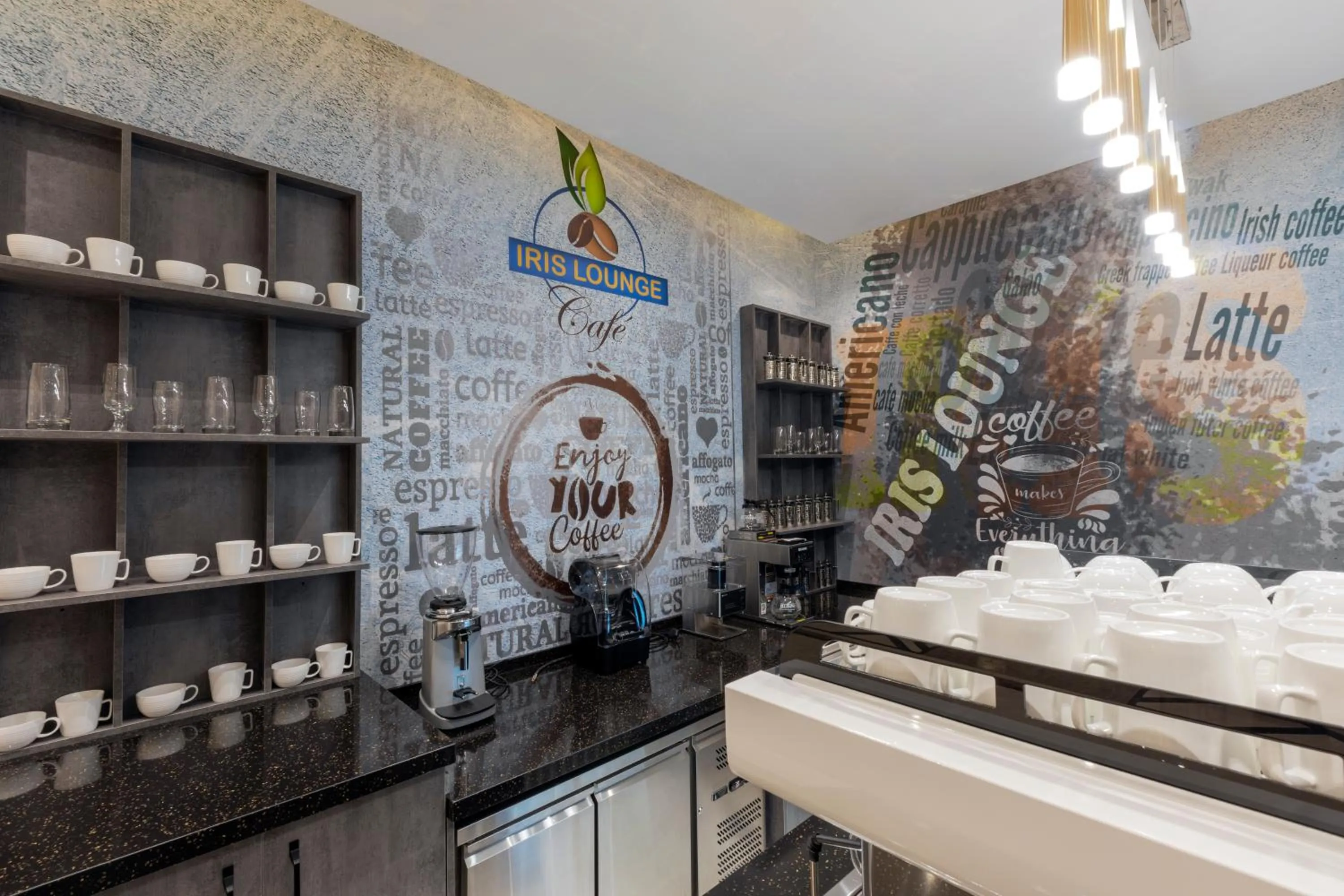 Coffee/tea facilities in Iris Boutique Granada