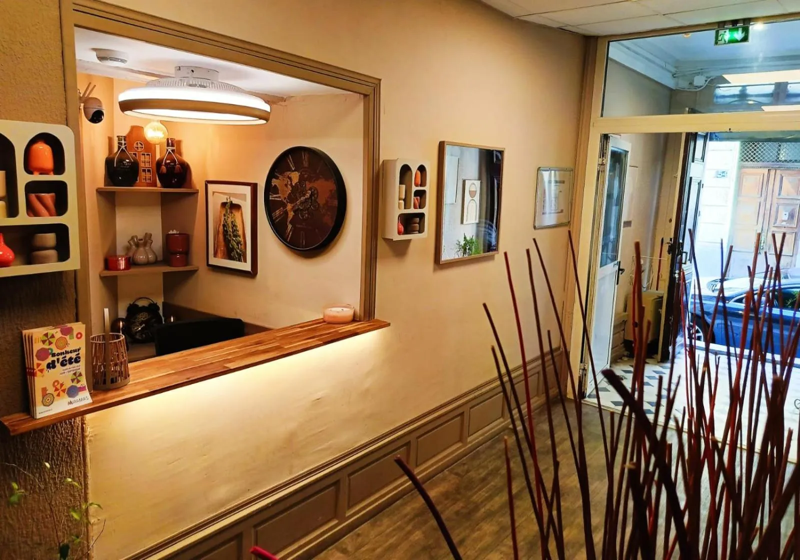 Lobby or reception in HOTEL SYLVABELLE