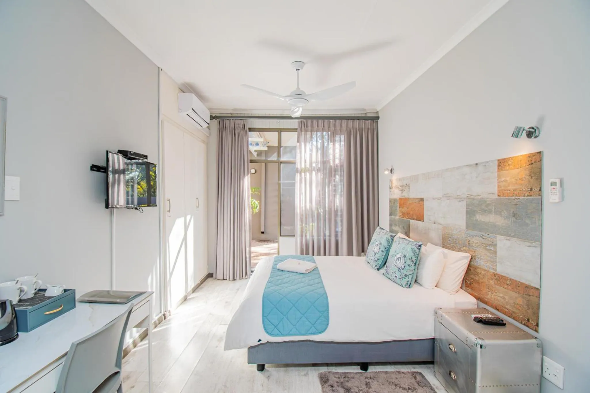 Standard Twin Room in Glen Maine Guest House