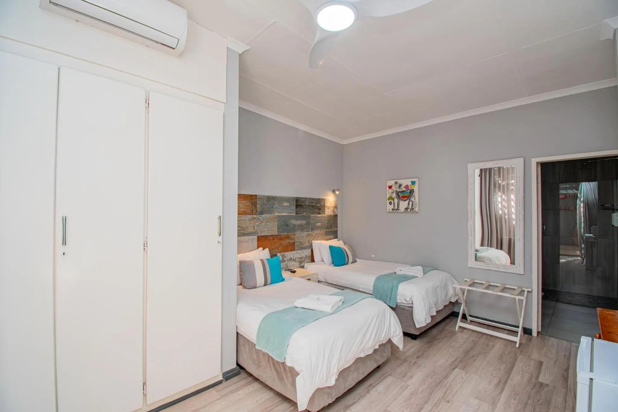 Bed in Glen Maine Guest House