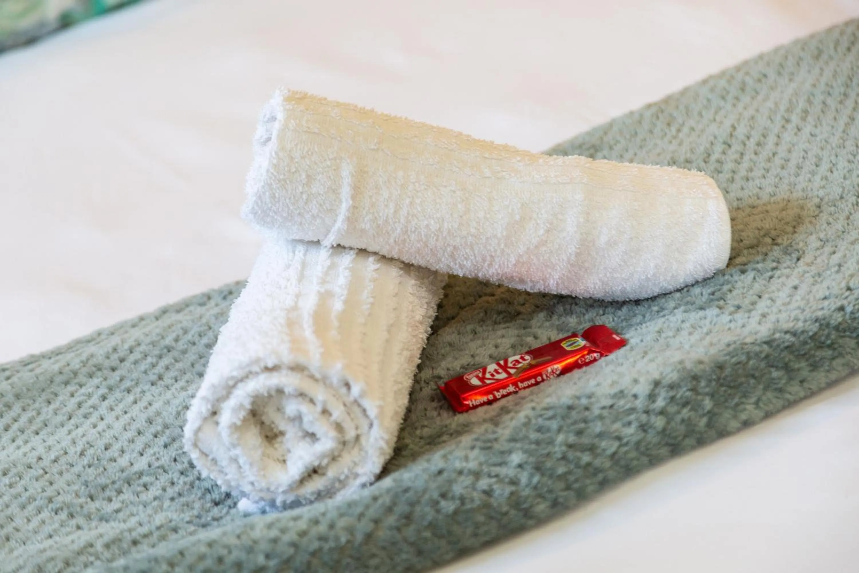 towels, Bed in Glen Maine Guest House